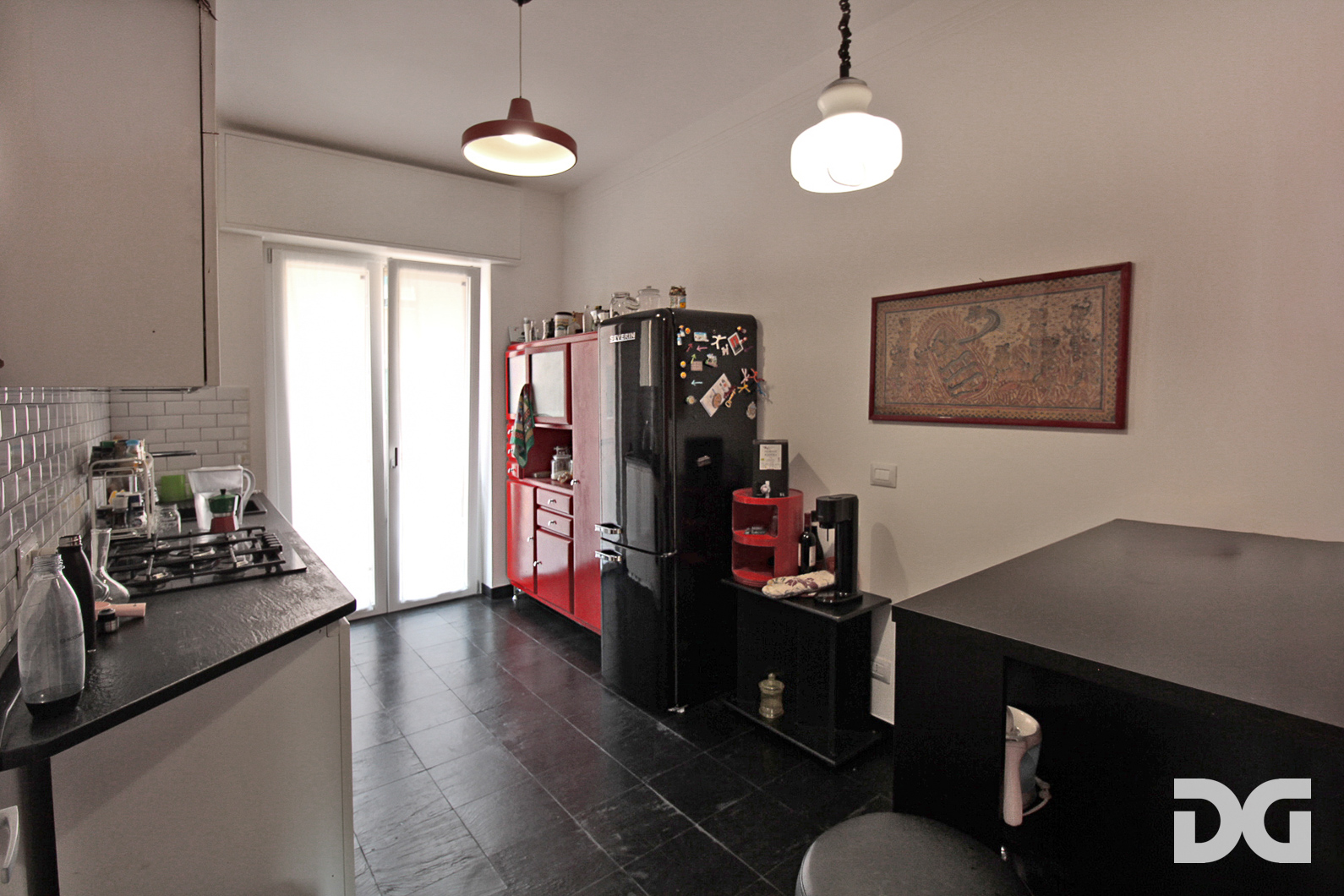 Immobiliare Del Guasta VIA MONTALDO – LUMINOSI MQ. 104 CON POSTO AUTO