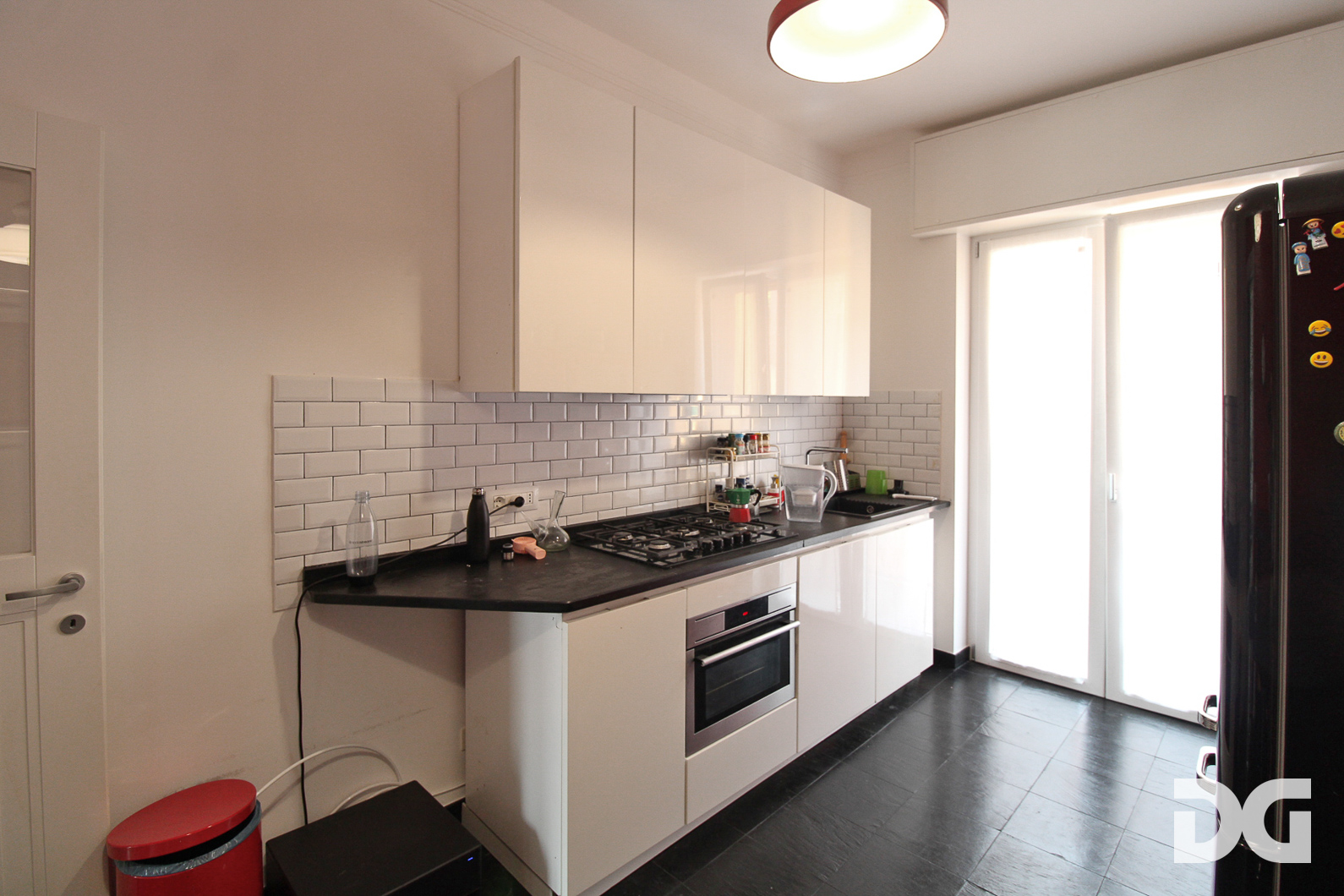 Immobiliare Del Guasta VIA MONTALDO – LUMINOSI MQ. 104 CON POSTO AUTO