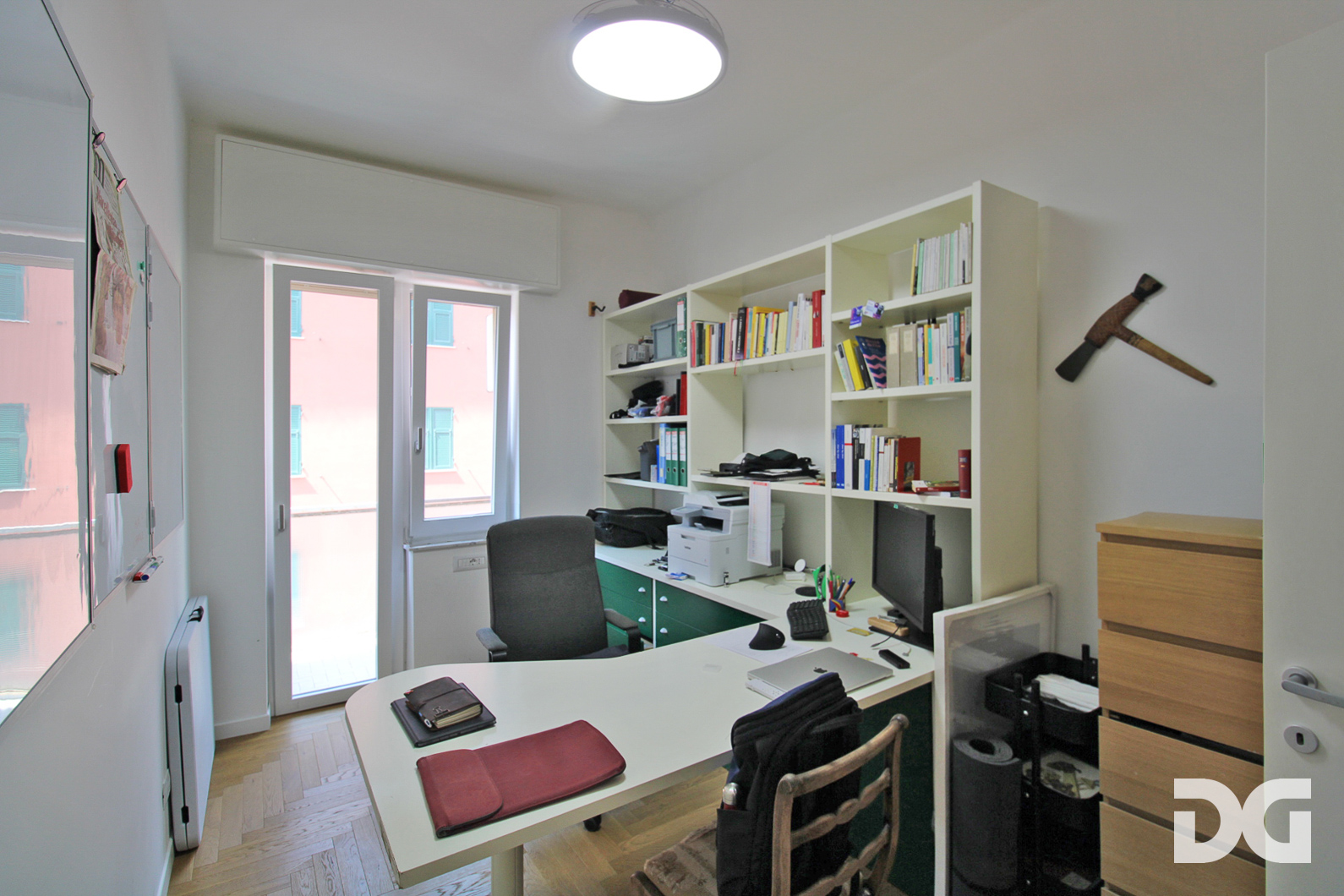 Immobiliare Del Guasta VIA MONTALDO – LUMINOSI MQ. 104 CON POSTO AUTO