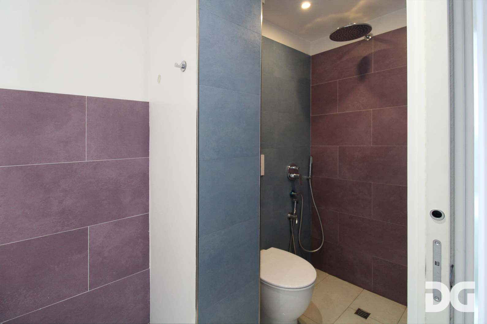 Immobiliare Del Guasta VIA MONTALDO – LUMINOSI MQ. 104 CON POSTO AUTO