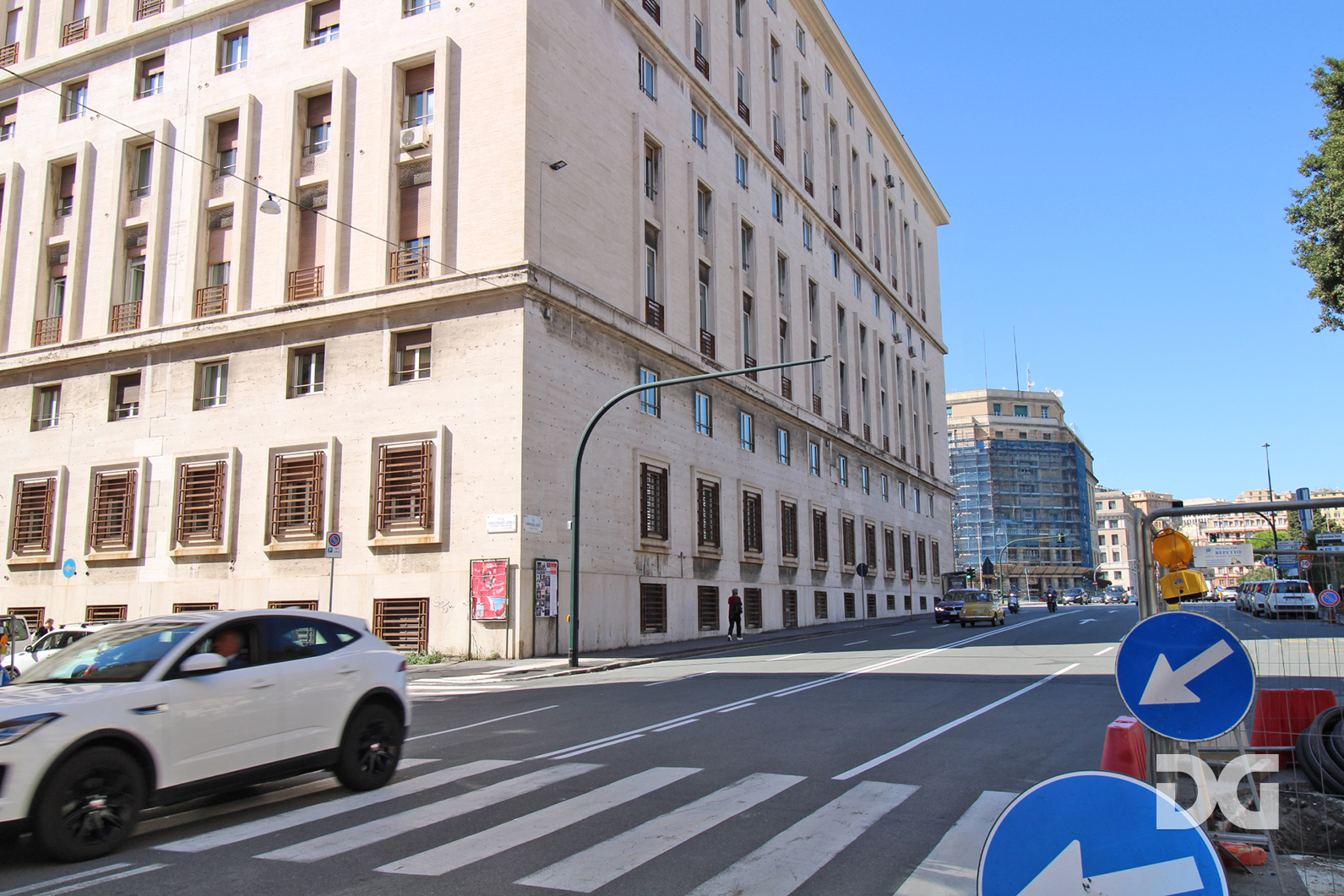 Immobiliare Del Guasta VIA CARLO BARABINO – LOCALE COMMERCIALE MQ. 124 