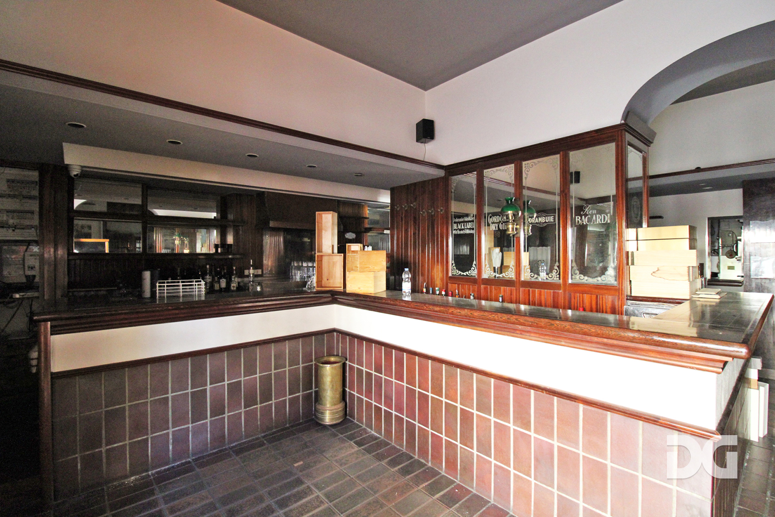 Immobiliare Del Guasta VIA CARLO BARABINO – LOCALE COMMERCIALE MQ. 124 