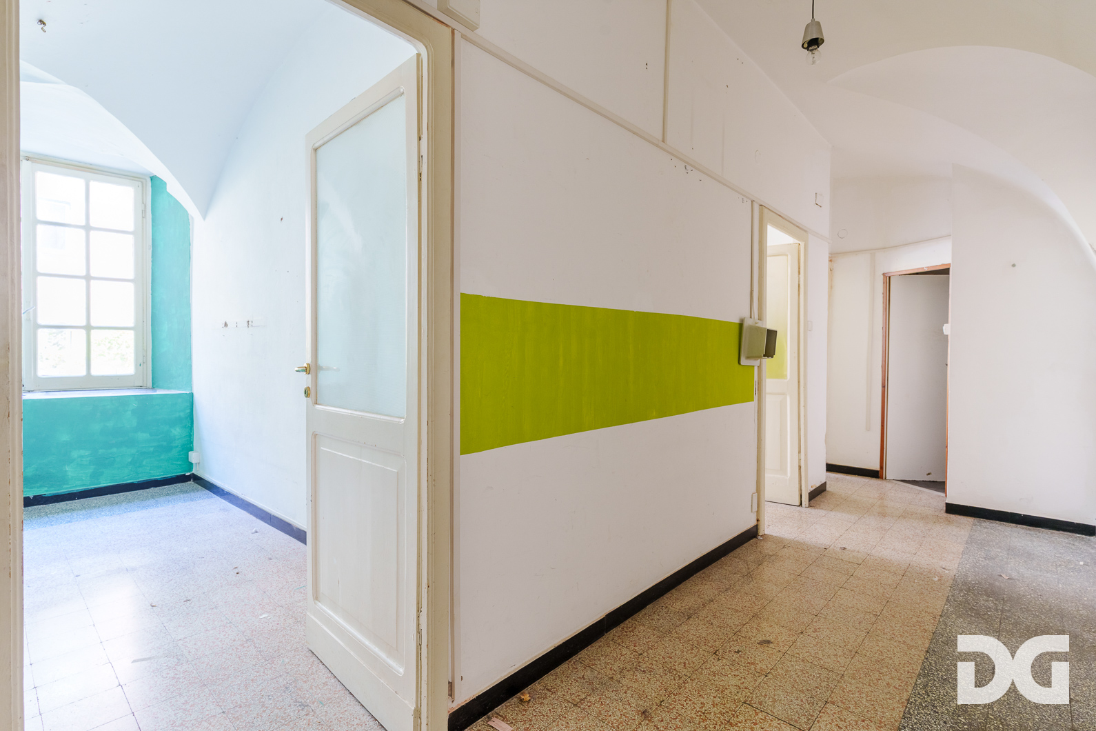 Immobiliare Del Guasta CENTRO STORICO – VICO CARMAGNOLA LUMINOSI MQ. 55