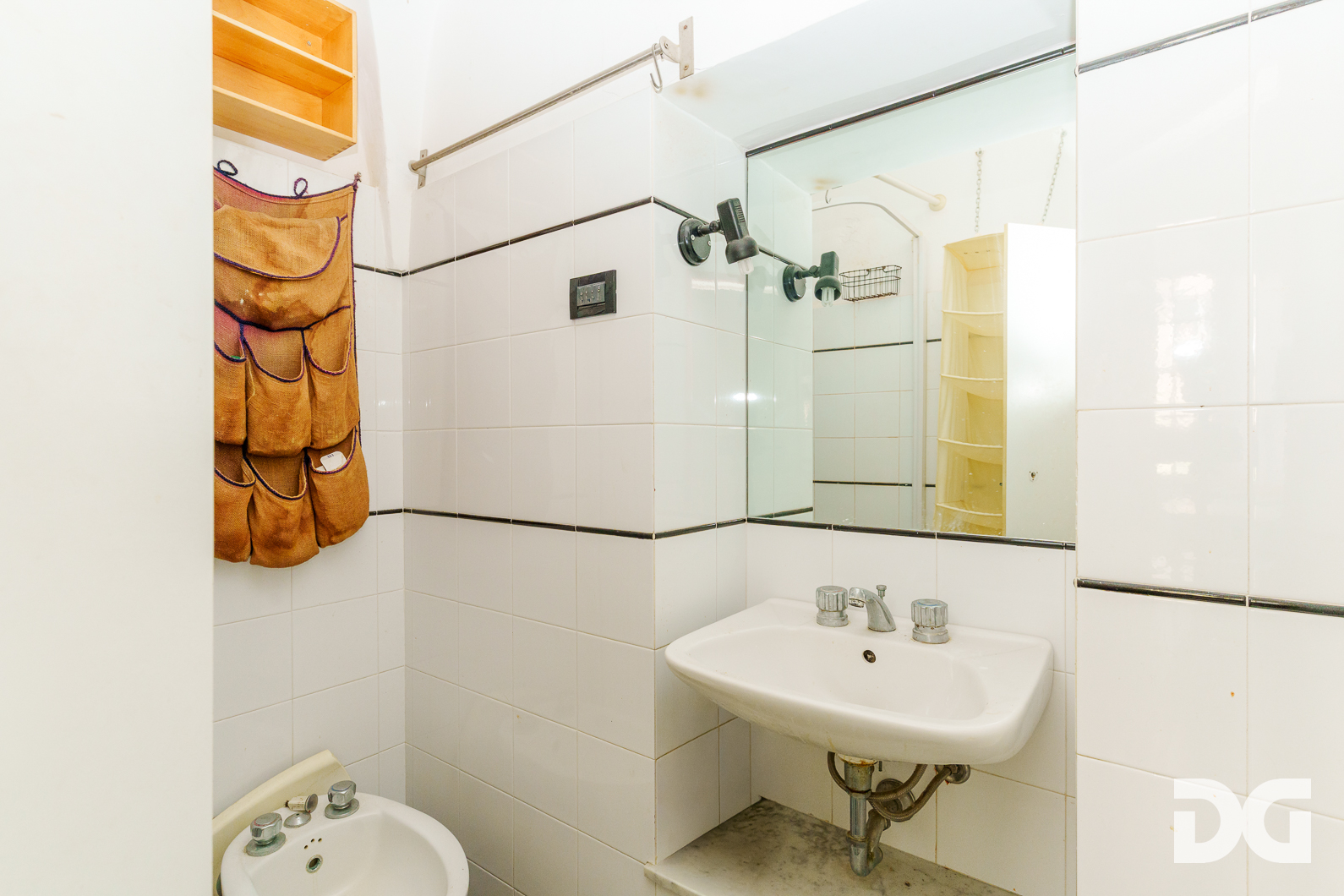 Immobiliare Del Guasta CENTRO STORICO – VICO CARMAGNOLA LUMINOSI MQ. 55