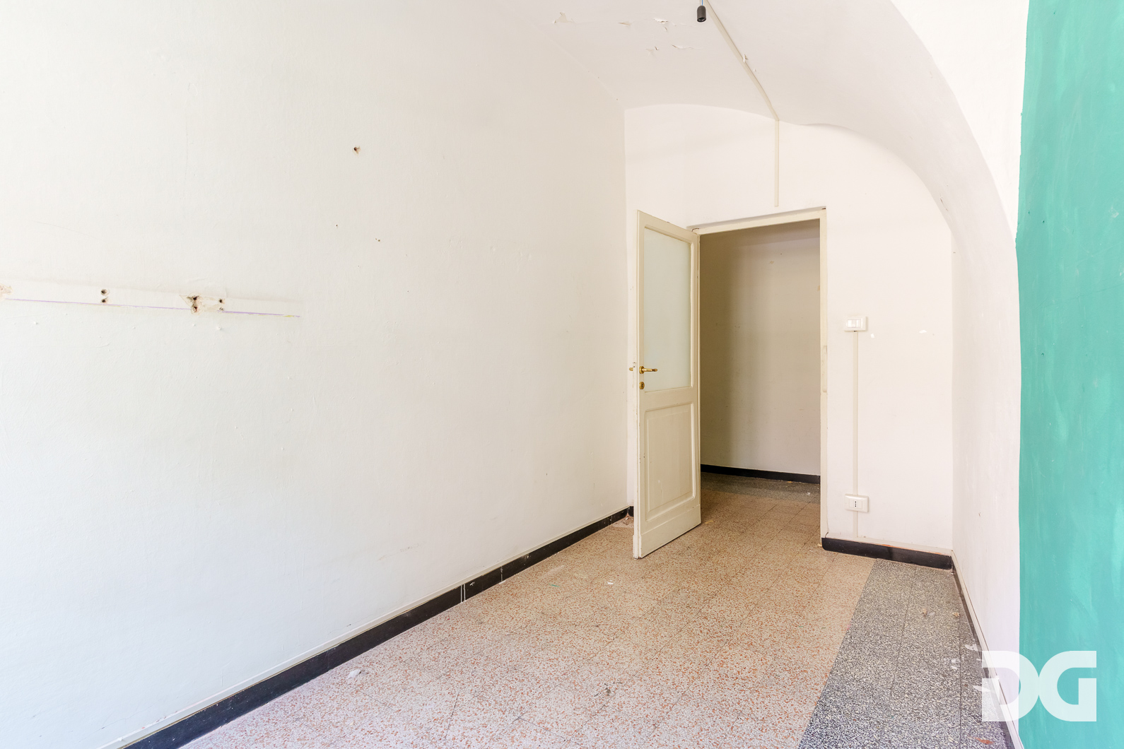 Immobiliare Del Guasta CENTRO STORICO – VICO CARMAGNOLA LUMINOSI MQ. 55