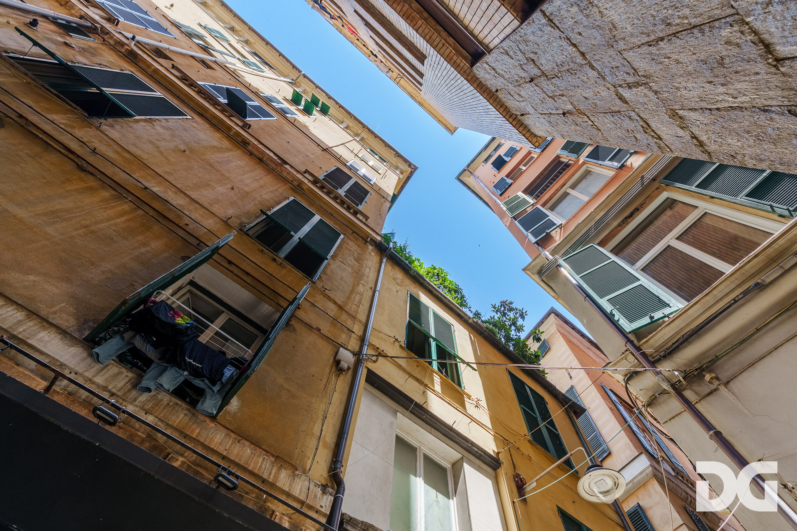 Immobiliare Del Guasta CENTRO STORICO – VICO CARMAGNOLA LUMINOSI MQ. 55