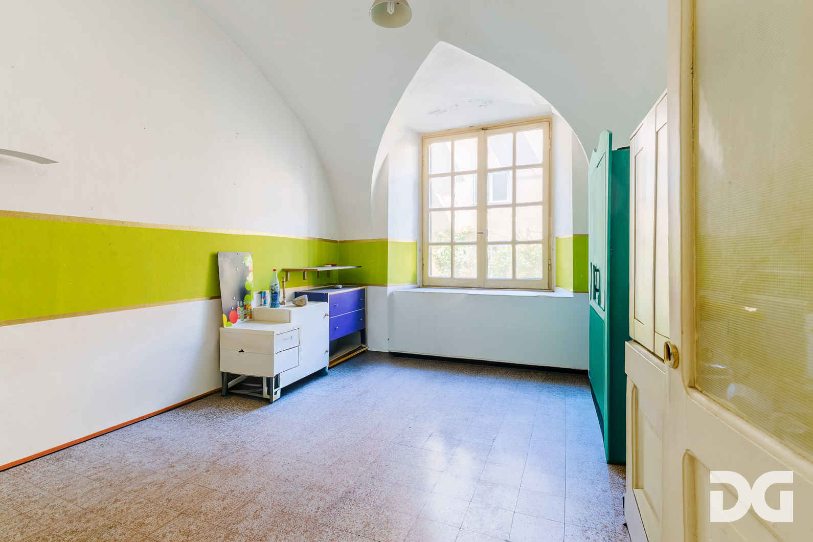 Immobiliare Del Guasta CENTRO STORICO – VICO CARMAGNOLA LUMINOSI MQ. 55