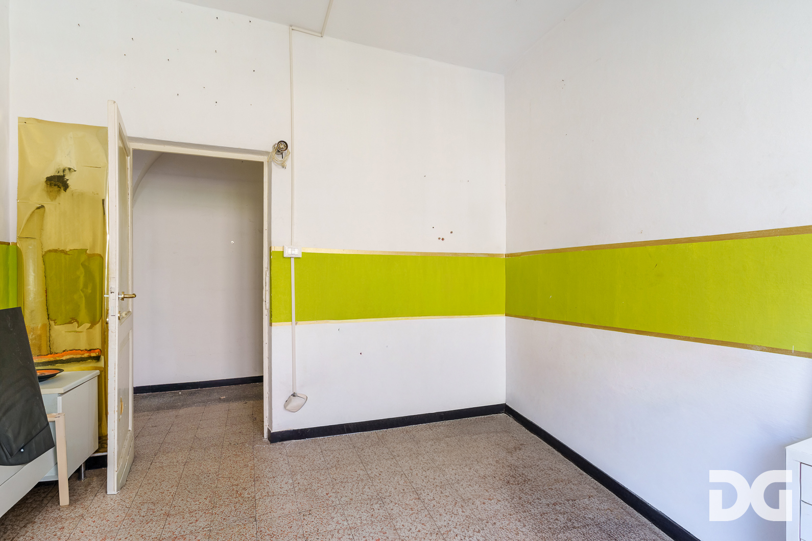 Immobiliare Del Guasta CENTRO STORICO – VICO CARMAGNOLA LUMINOSI MQ. 55