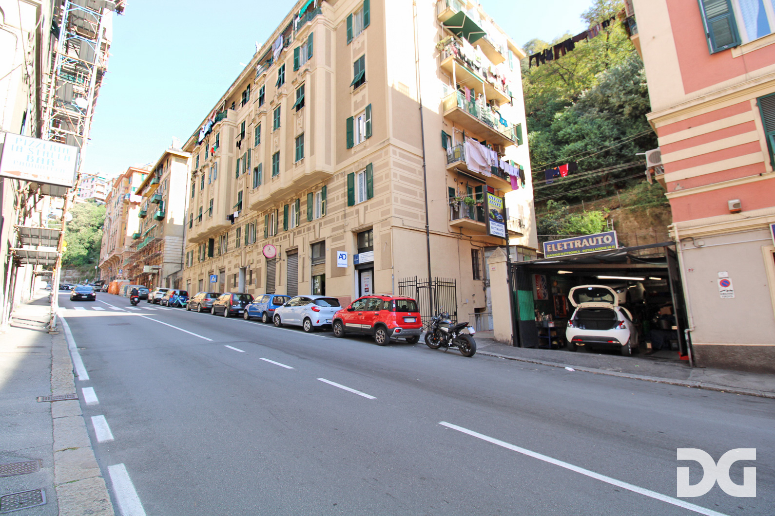 Immobiliare Del Guasta SAN TEODORO VIA VENEZIA – MAGAZZINO MQ 75 CON CORTILE CARRABILE