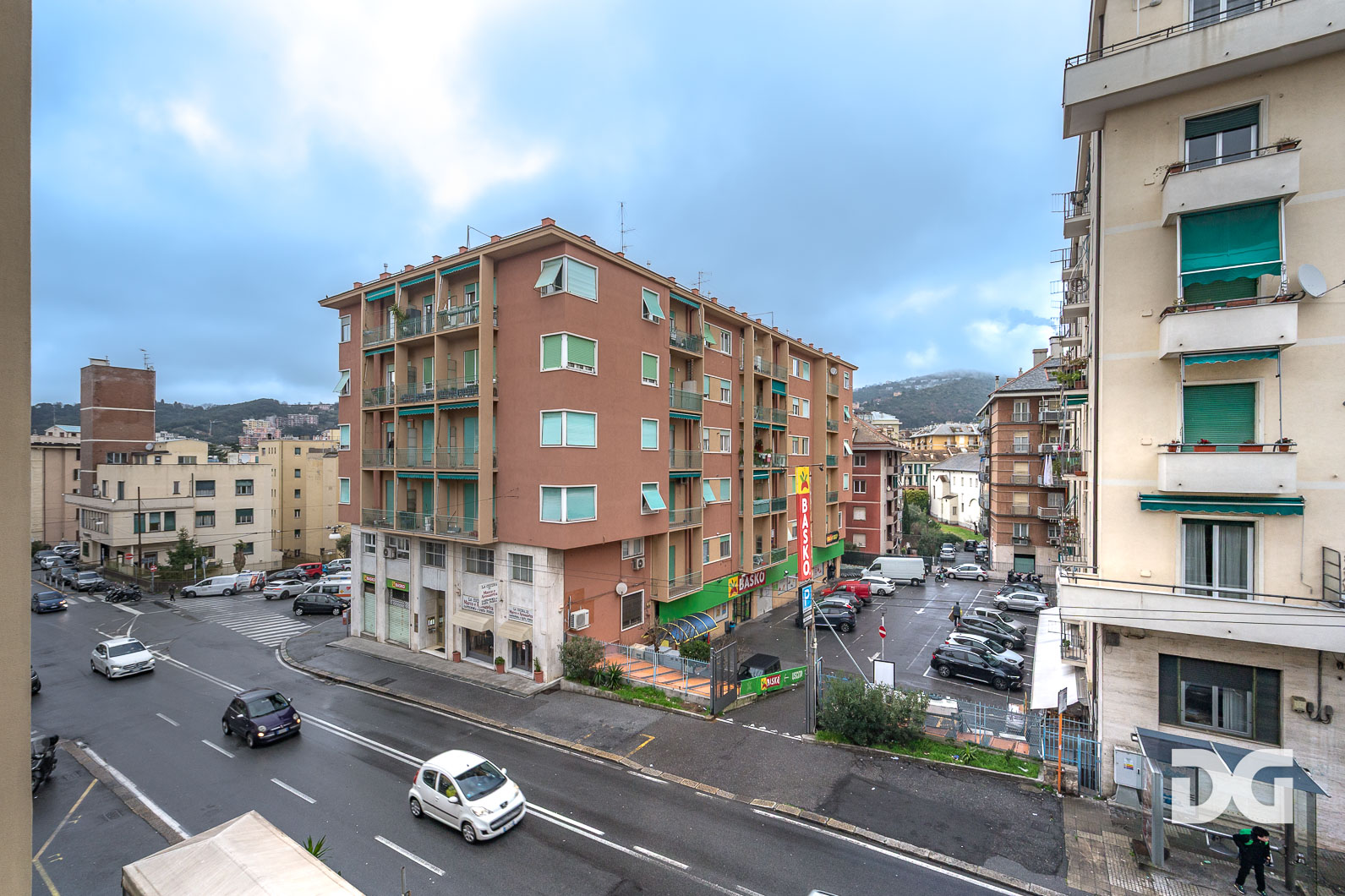 Immobiliare Del Guasta VIA SAN MARTINO – MQ. 107 TERRAZZO SOPRASTANTE 