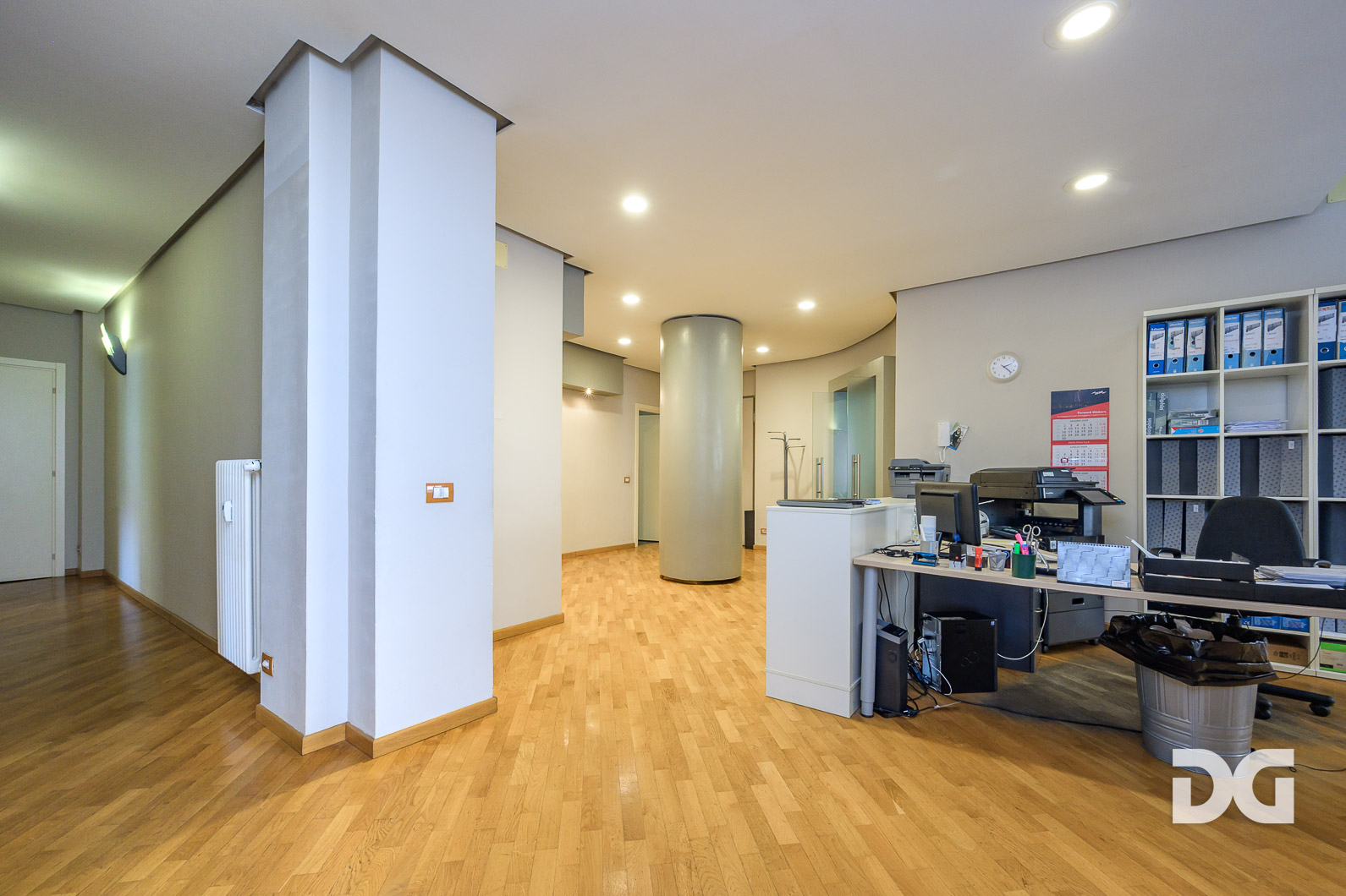 Immobiliare Del Guasta FOCE MARE - PIAZZA ROSSETTI - UFFICIO DIVISIBILE MQ. 187 