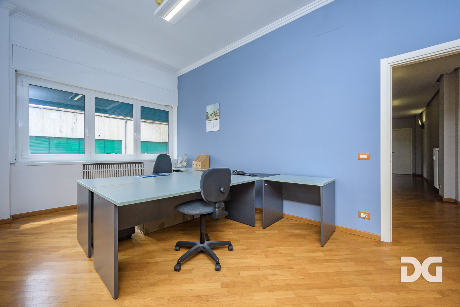 Immobiliare Del Guasta FOCE MARE - PIAZZA ROSSETTI - UFFICIO DIVISIBILE MQ. 187 