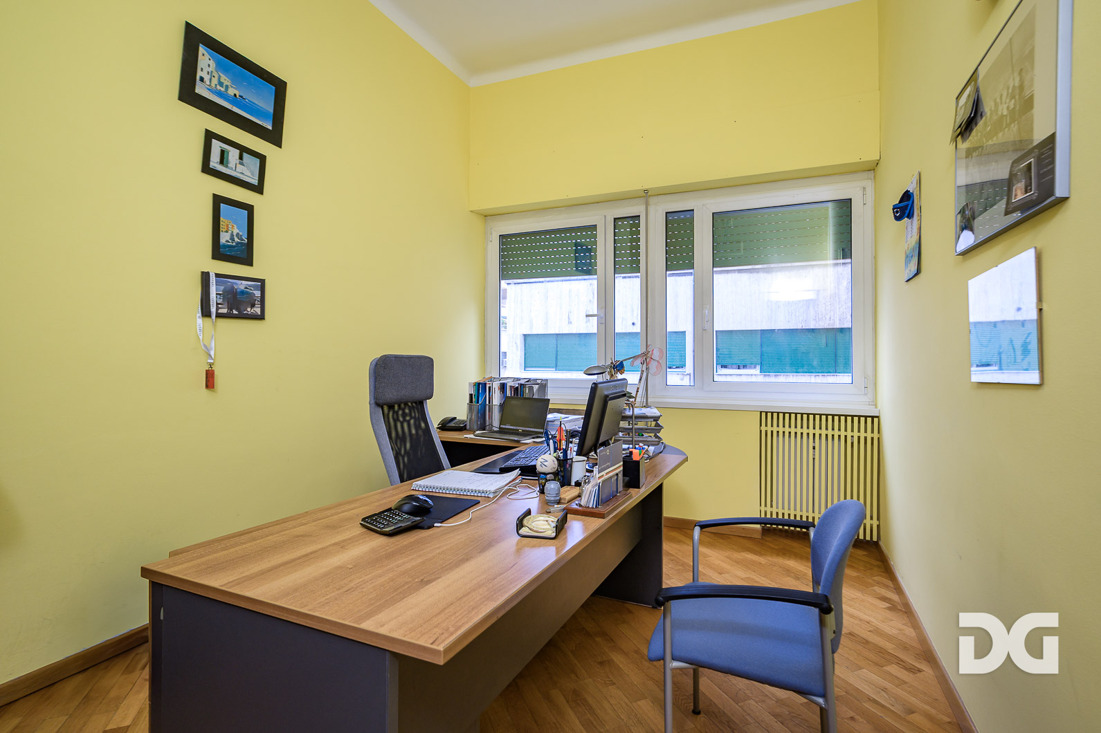 Immobiliare Del Guasta FOCE MARE - PIAZZA ROSSETTI - UFFICIO DIVISIBILE MQ. 187 