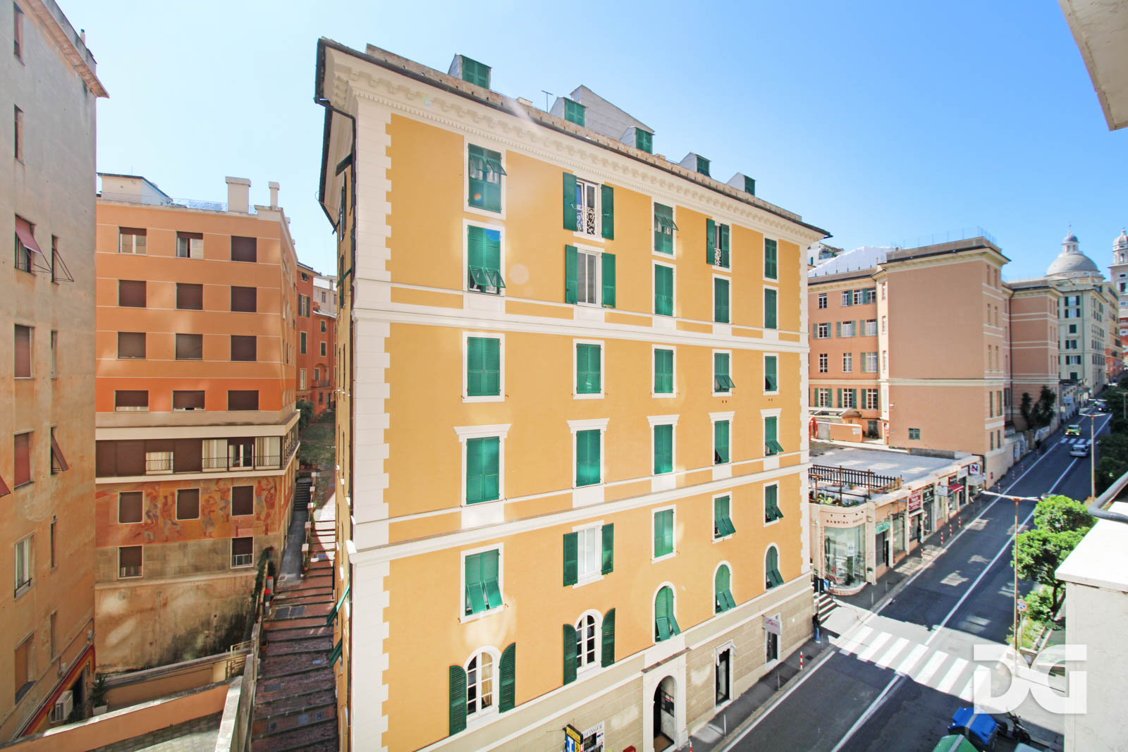 Immobiliare Del Guasta PIAZZA DANTE – UFFICIO ARREDATO MQ. 85 