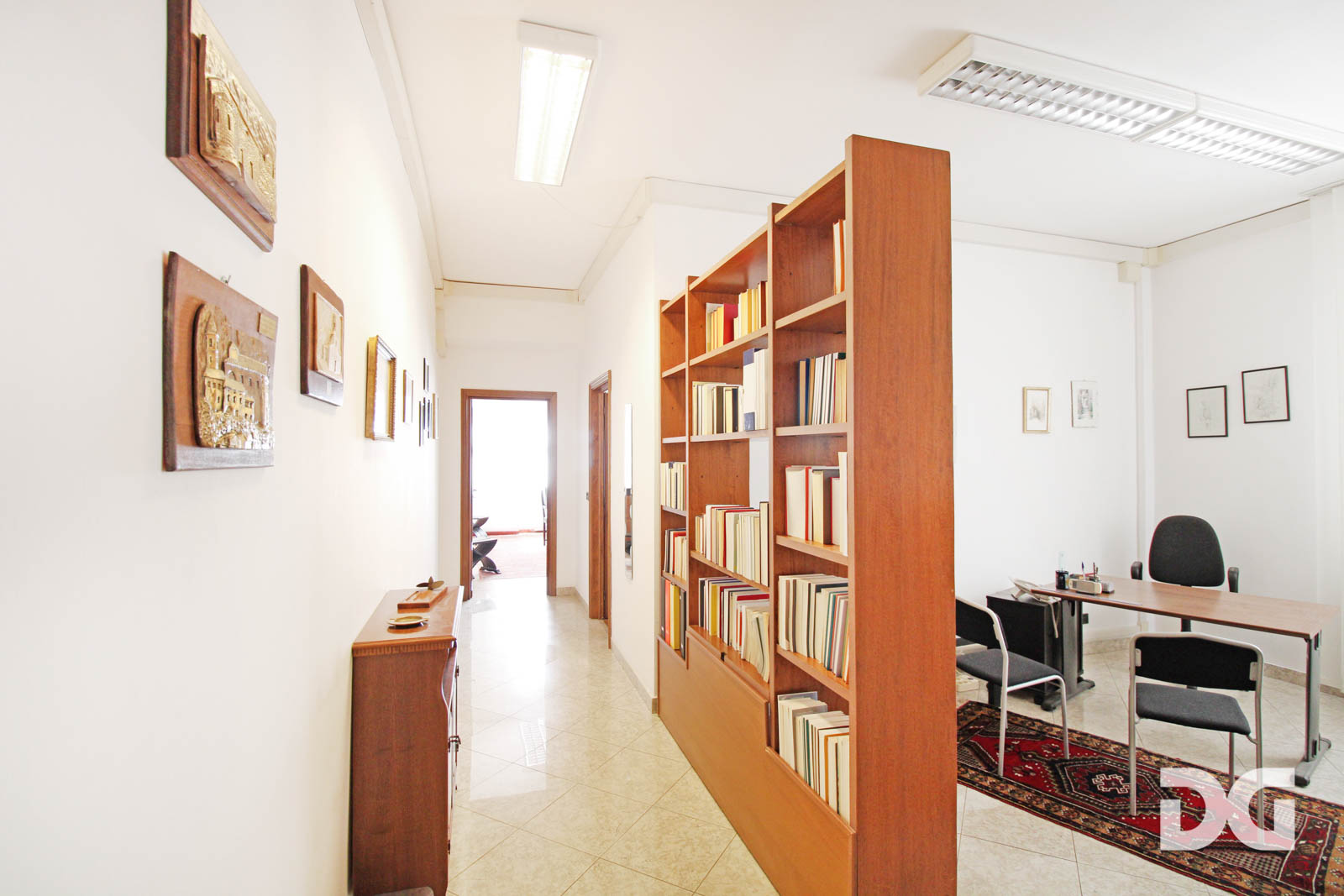 Immobiliare Del Guasta PIAZZA DANTE – UFFICIO ARREDATO MQ. 85 