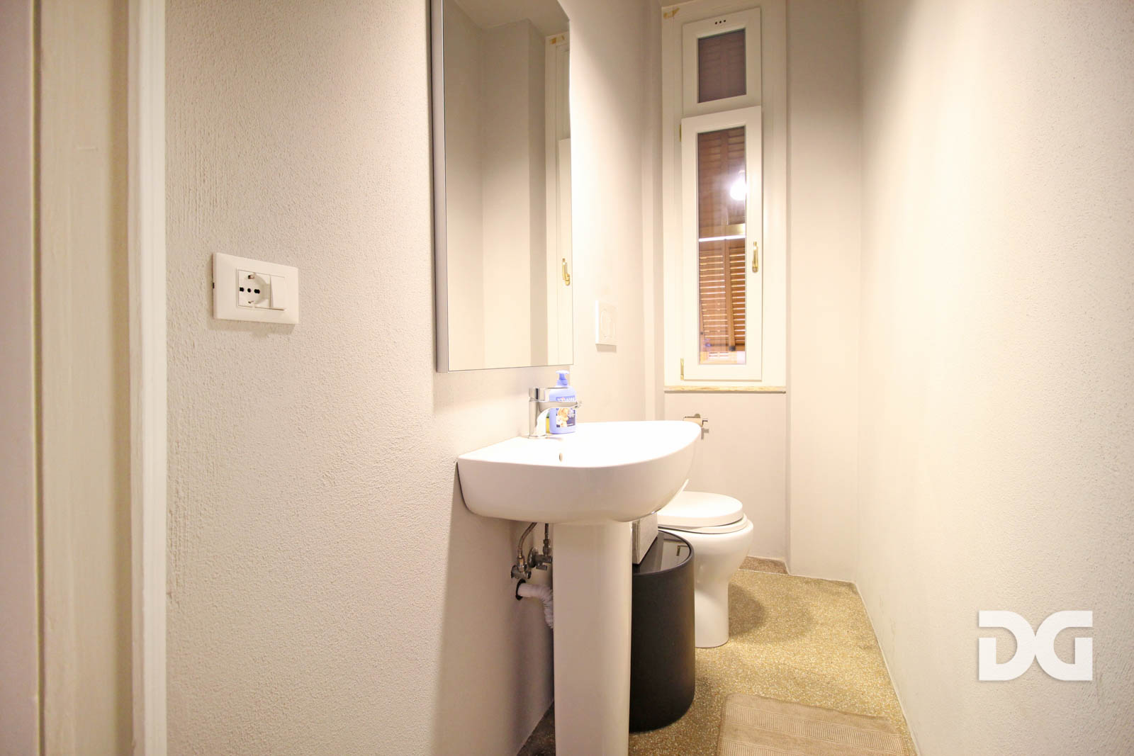 Immobiliare Del Guasta BRIGNOLE – PRESTIGIOSO UFFICIO MQ. 255 