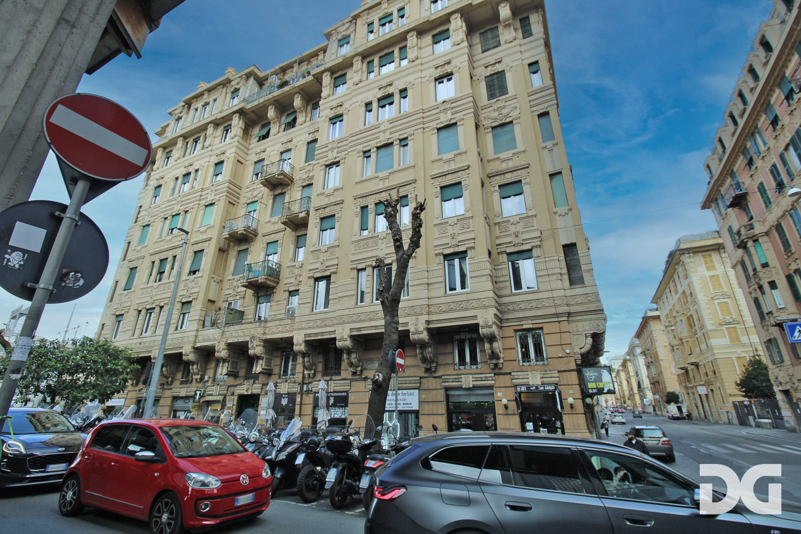 Immobiliare Del Guasta CENTRO – LARGO ARCHIMEDE UFFICIO MQ. 334