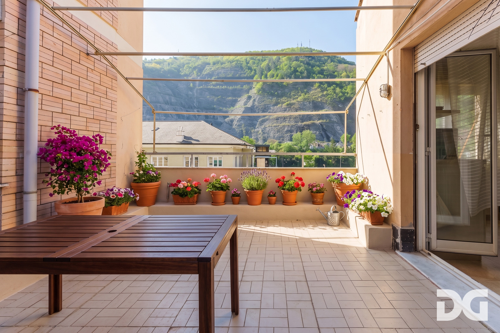 Immobiliare Del Guasta MOLASSANA – VIA GHERZI PANORAMICI MQ. 98 CON TERRAZZO 