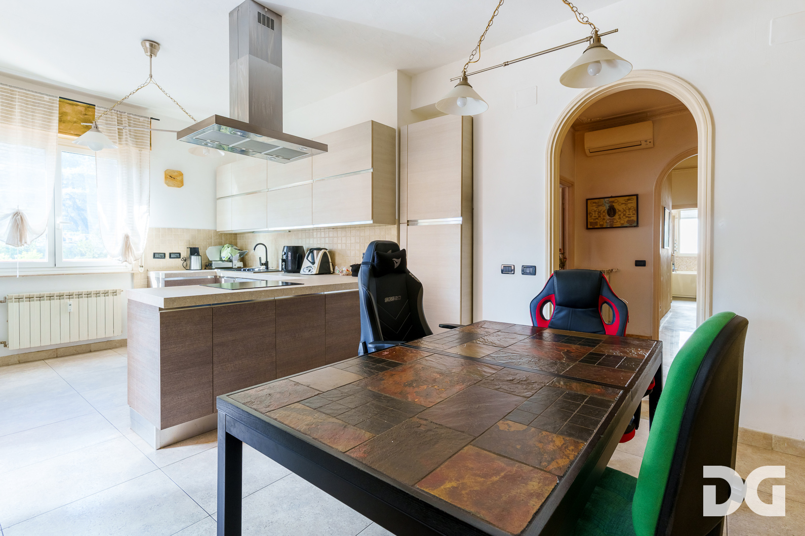 Immobiliare Del Guasta MOLASSANA – VIA GHERZI PANORAMICI MQ. 98 CON TERRAZZO 