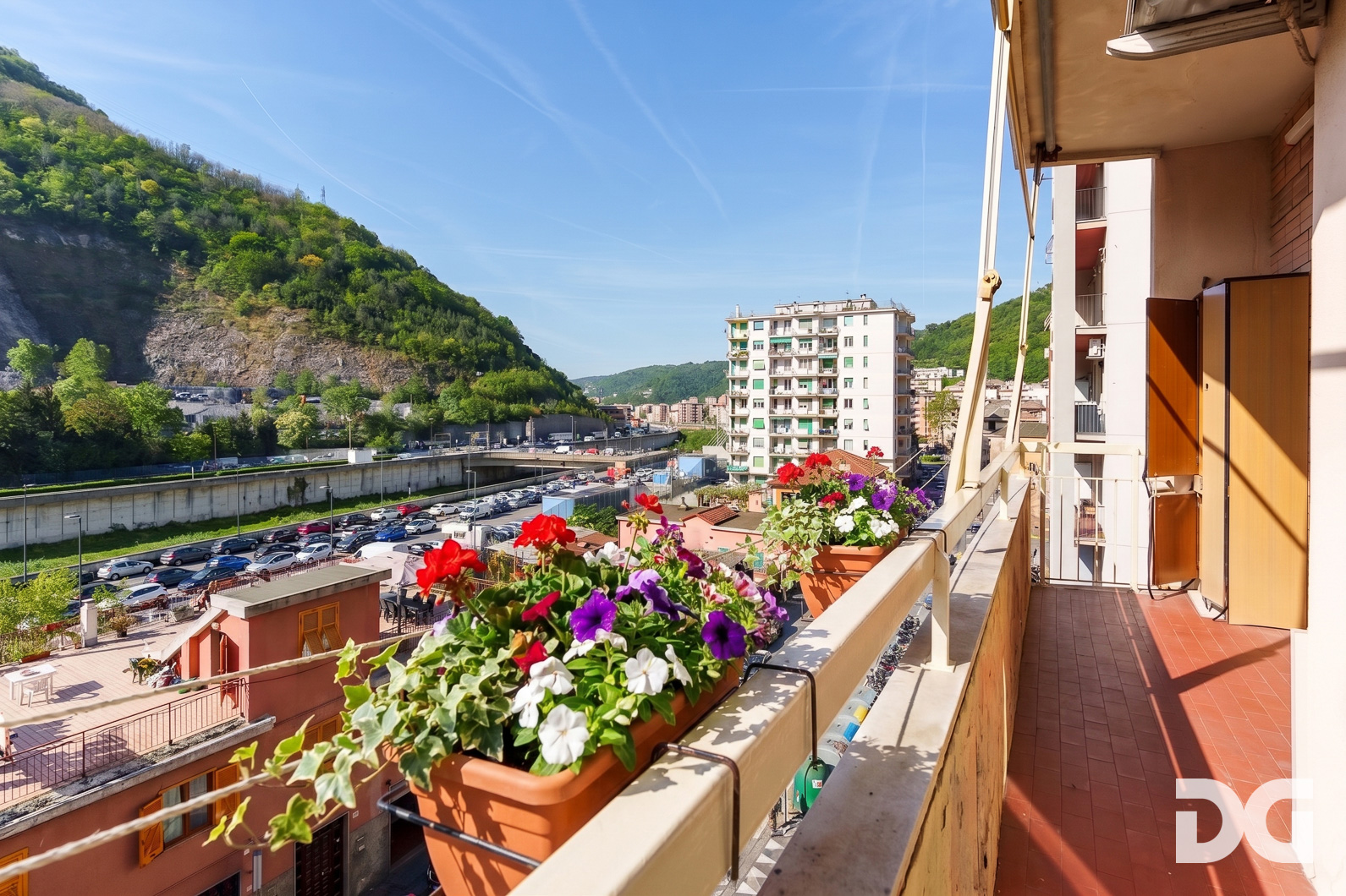 Immobiliare Del Guasta MOLASSANA – VIA GHERZI PANORAMICI MQ. 98 CON TERRAZZO 