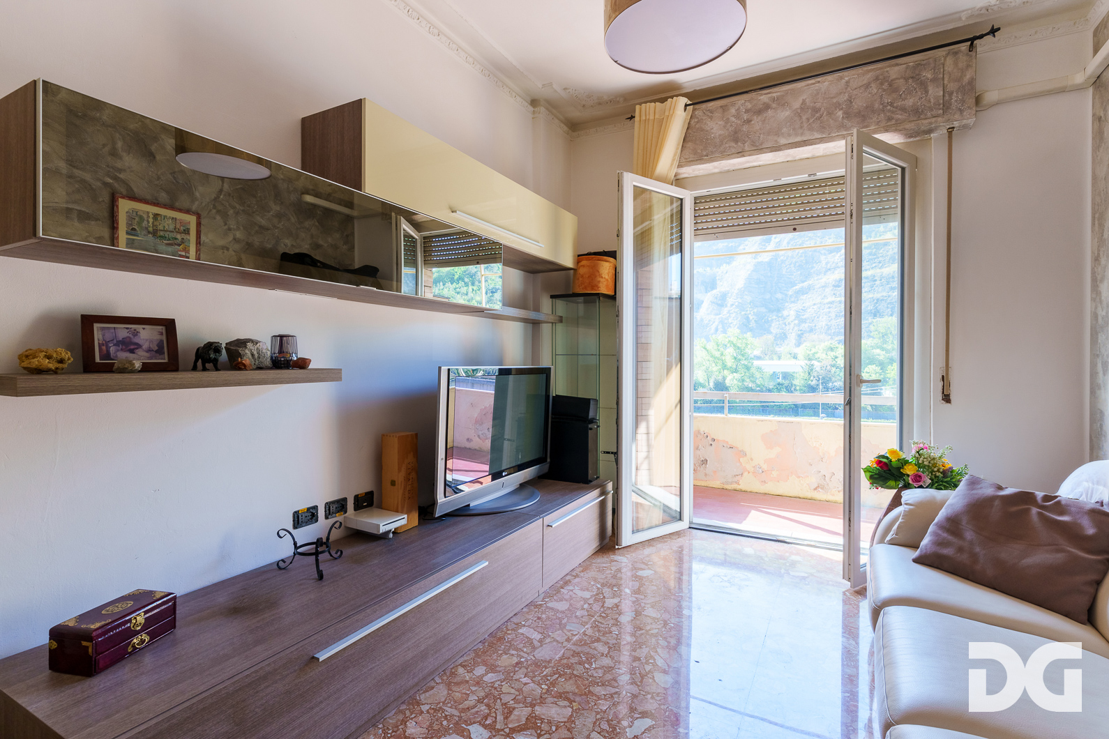 Immobiliare Del Guasta MOLASSANA – VIA GHERZI PANORAMICI MQ. 98 CON TERRAZZO 