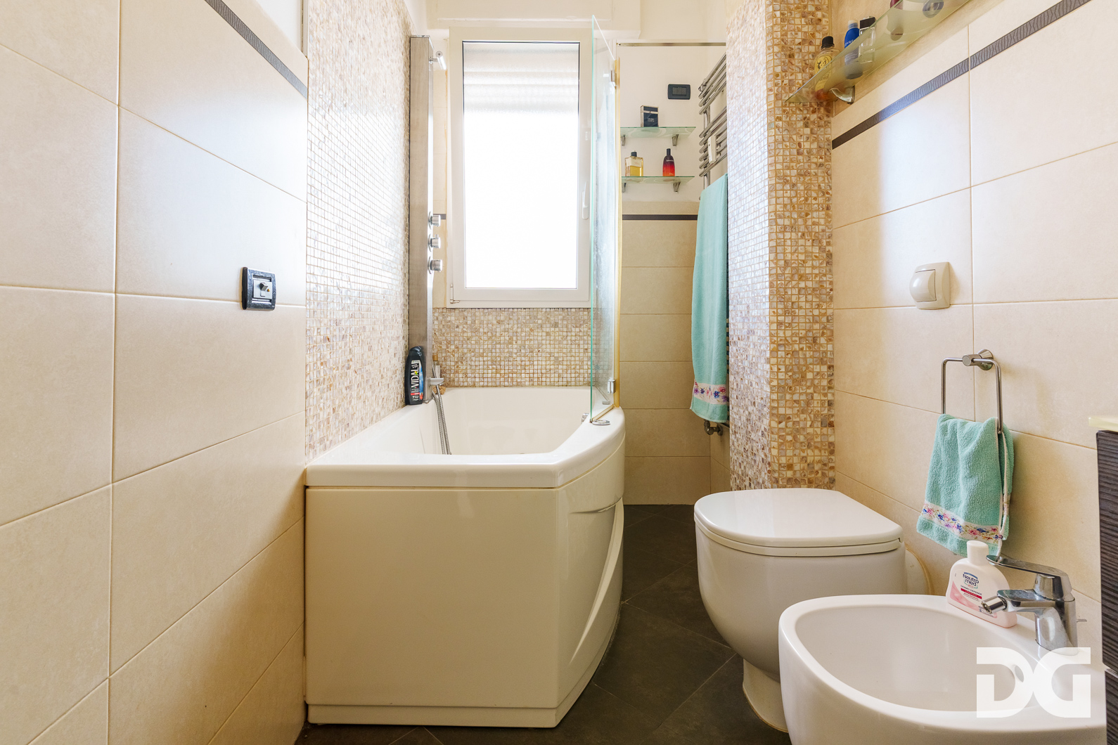 Immobiliare Del Guasta MOLASSANA – VIA GHERZI PANORAMICI MQ. 98 CON TERRAZZO 