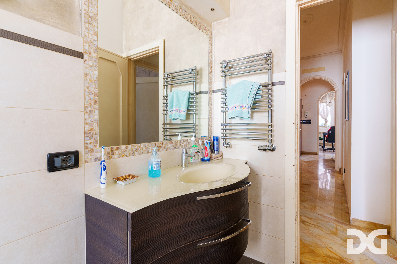 Immobiliare Del Guasta MOLASSANA – VIA GHERZI PANORAMICI MQ. 98 CON TERRAZZO 