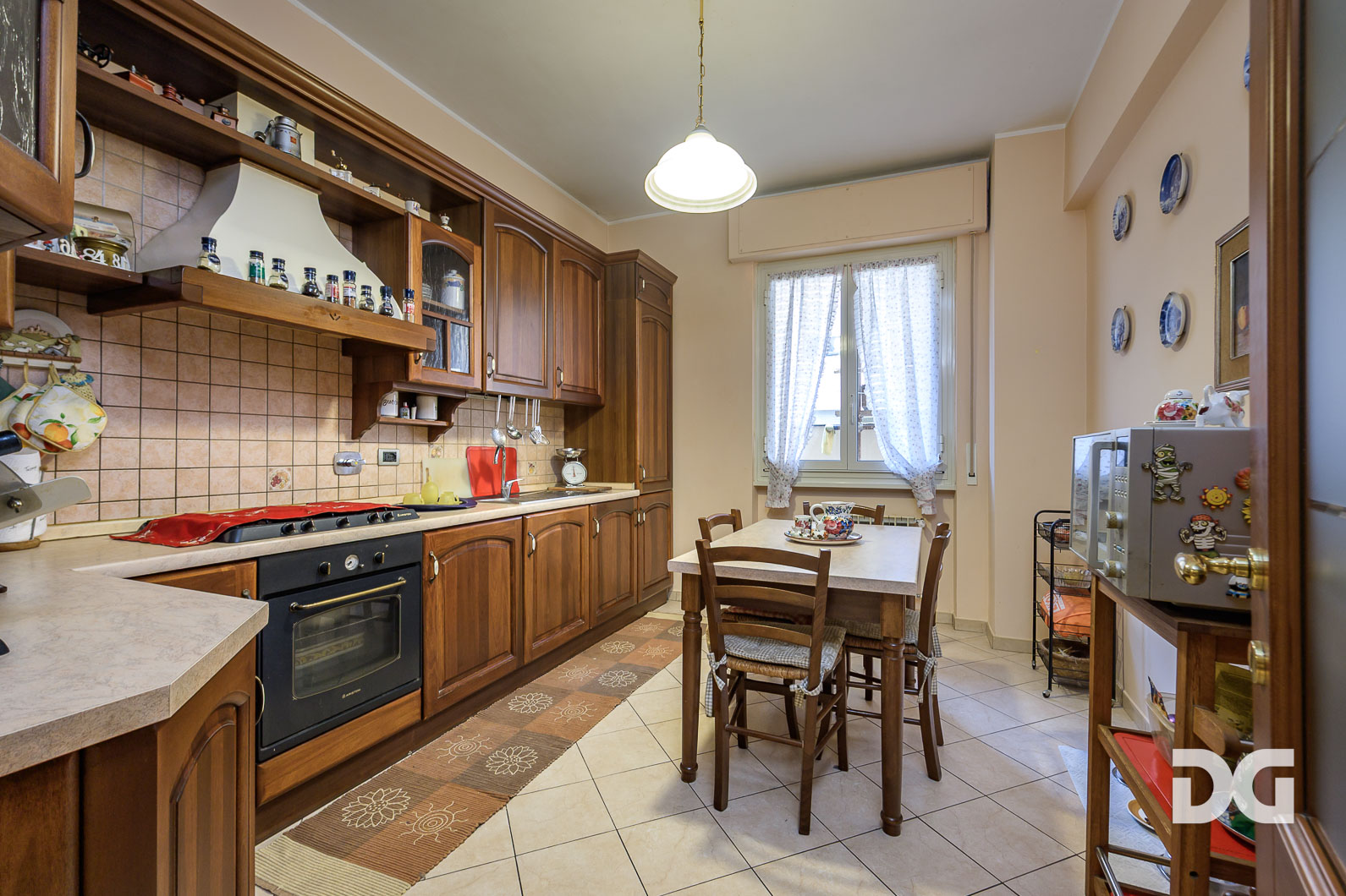 Immobiliare Del Guasta MONTALDO ADIACENZE – MQ. 111 CON BALCONATA 