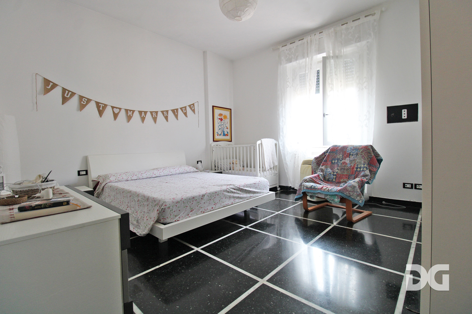 Immobiliare Del Guasta FOCE – VIA CECCHI PERFETTI MQ.96 CON BALCONE PIANO ALTO