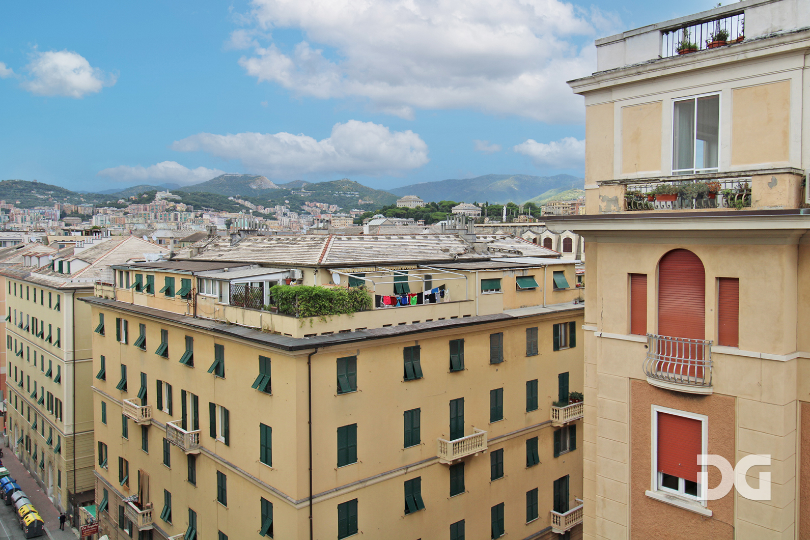 Immobiliare Del Guasta FOCE – VIA CECCHI PERFETTI MQ.96 CON BALCONE PIANO ALTO