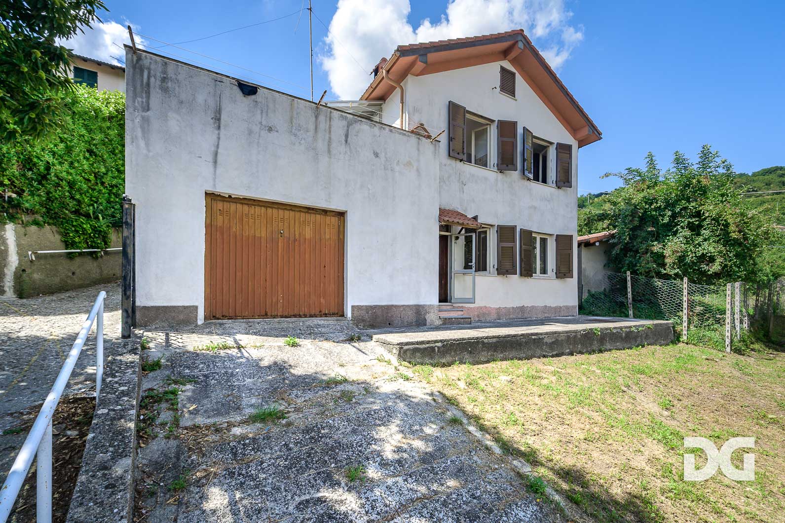 Immobiliare Del Guasta SERRA RICCO’ – ORERO – CASA INDIPENDENTE MQ. 109 CON TERRAZZO 