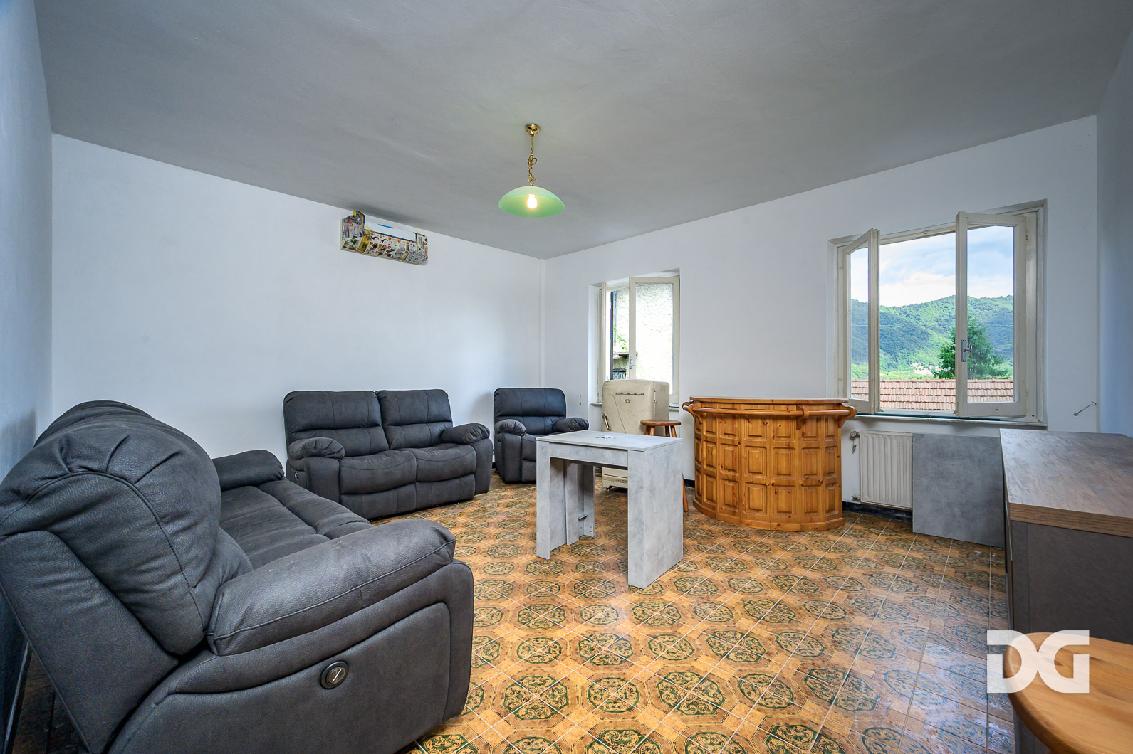 Immobiliare Del Guasta SERRA RICCO’ – ORERO – CASA INDIPENDENTE MQ. 109 CON TERRAZZO 