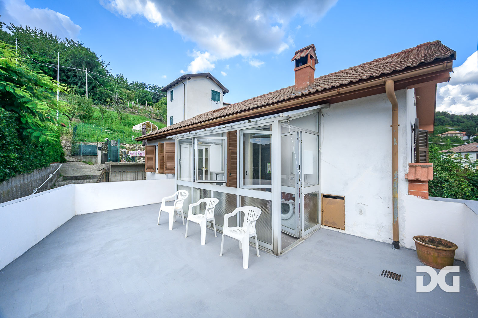 Immobiliare Del Guasta SERRA RICCO’ – ORERO – CASA INDIPENDENTE MQ. 109 CON TERRAZZO 