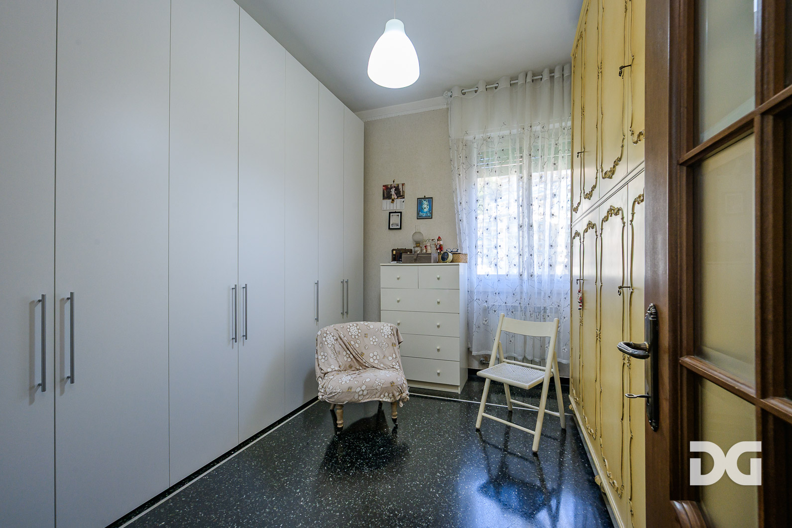 Immobiliare Del Guasta OREGINA  VIA VESUVIO - LUMINOSI MQ. 79 