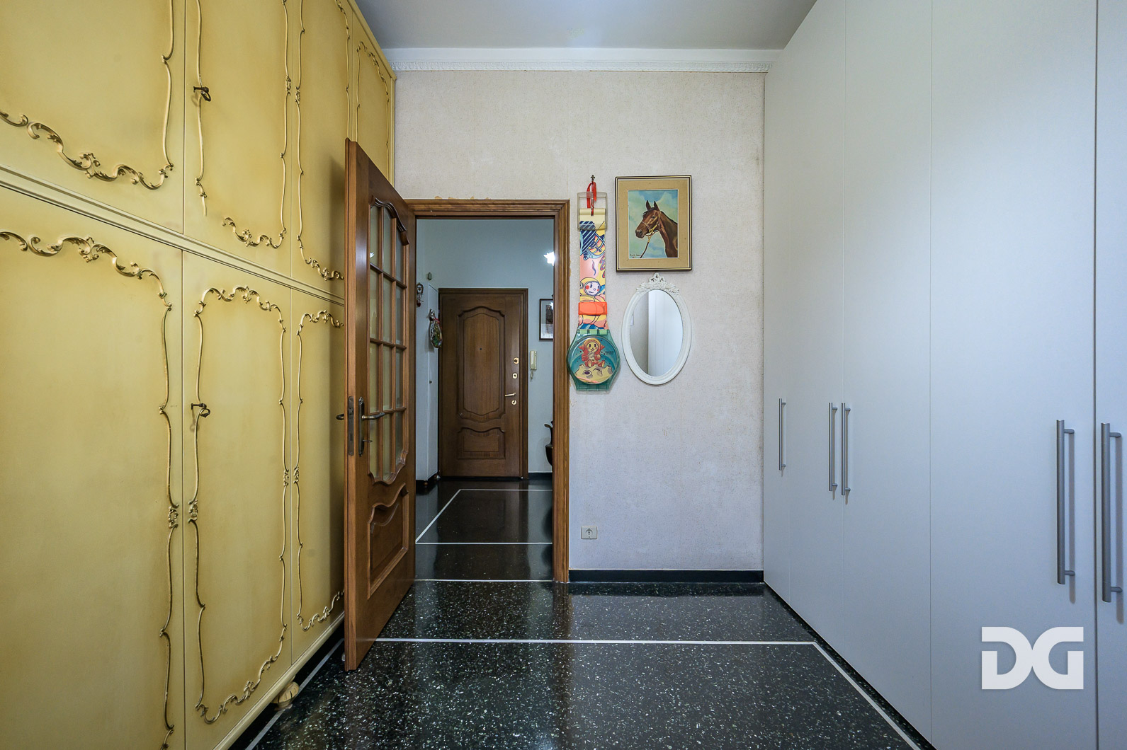 Immobiliare Del Guasta OREGINA  VIA VESUVIO - LUMINOSI MQ. 79 