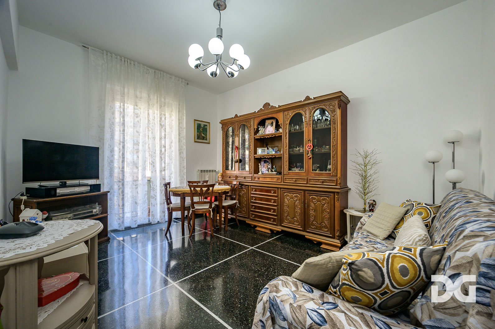 Immobiliare Del Guasta OREGINA  VIA VESUVIO - LUMINOSI MQ. 79 