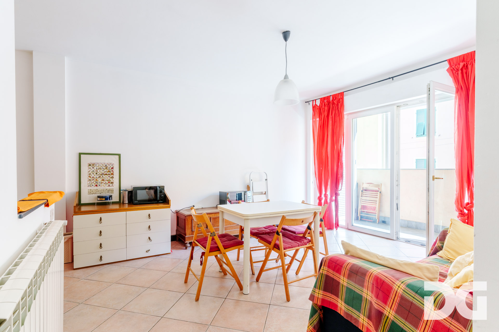 Immobiliare Del Guasta SAN FRUTTUOSO – VIA DONGHI MQ. 78 CON BALCONE E BOX