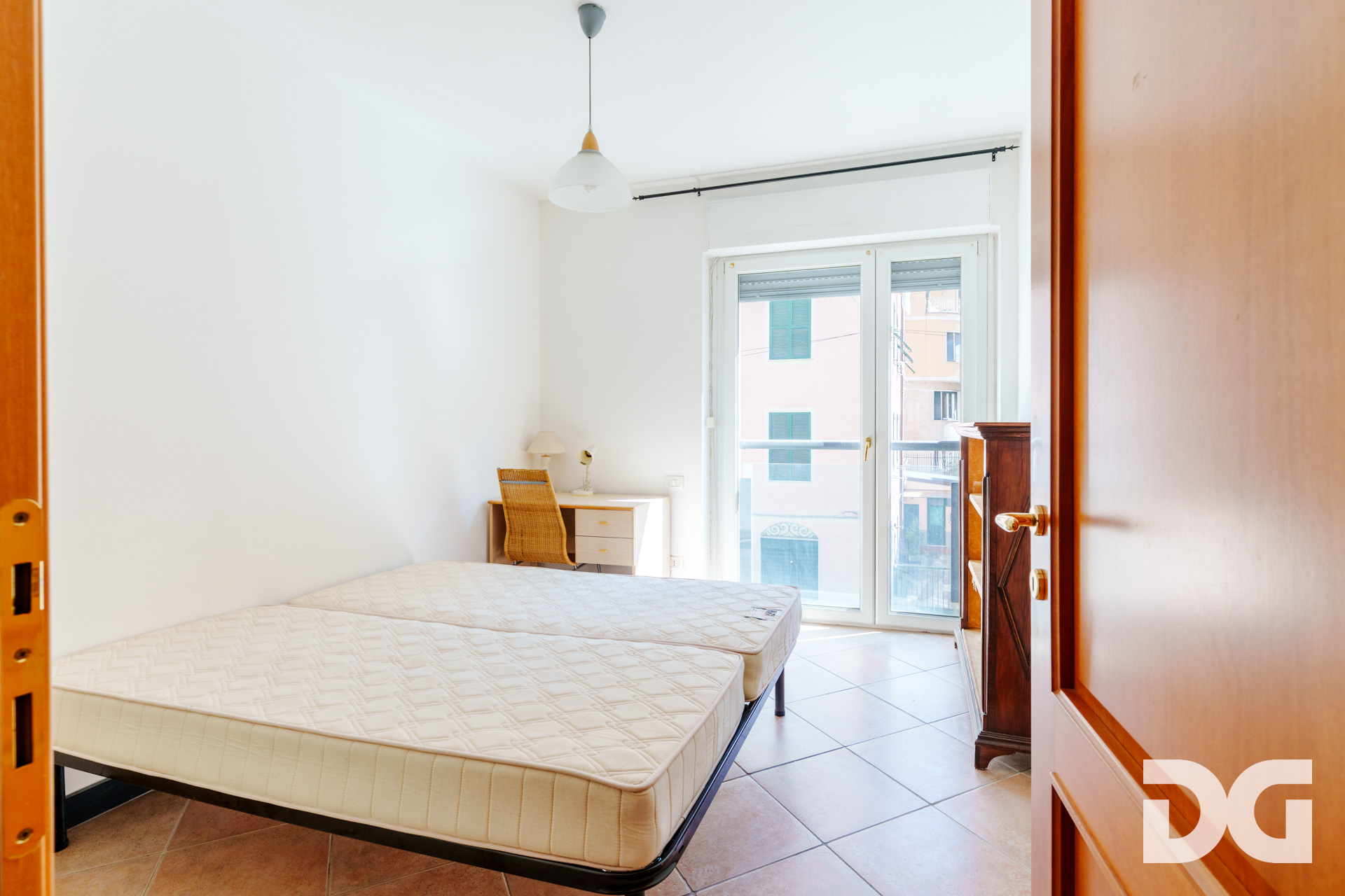 Immobiliare Del Guasta SAN FRUTTUOSO – VIA DONGHI MQ. 78 CON BALCONE E BOX
