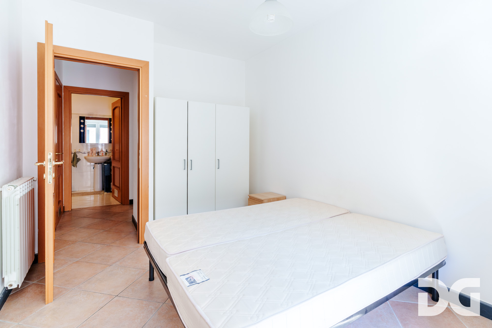 Immobiliare Del Guasta SAN FRUTTUOSO – VIA DONGHI MQ. 78 CON BALCONE E BOX
