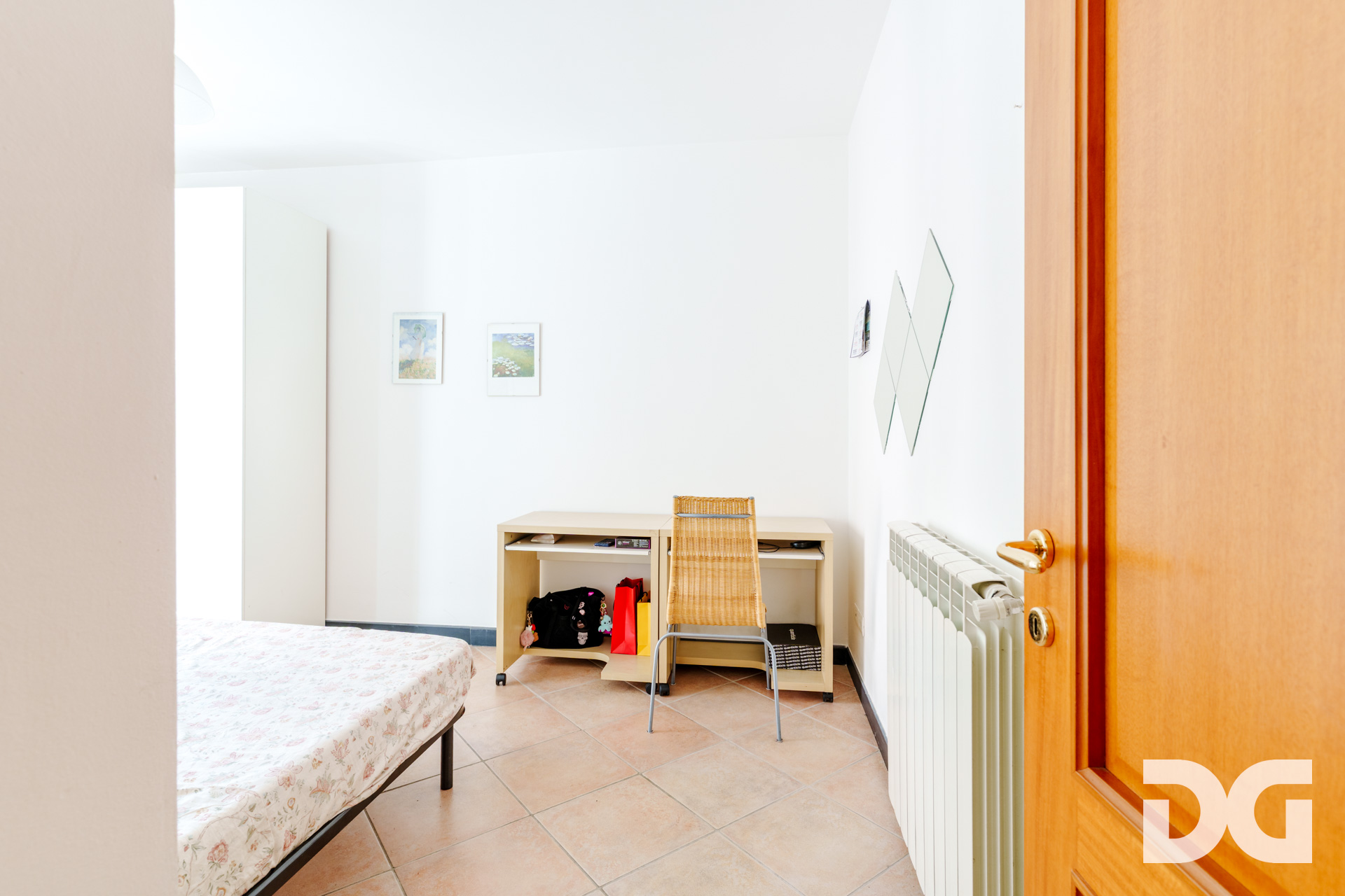 Immobiliare Del Guasta SAN FRUTTUOSO – VIA DONGHI MQ. 78 CON BALCONE E BOX