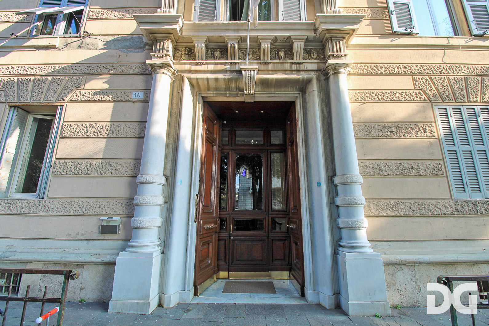 Immobiliare Del Guasta CARIGNANO VIA CORSICA – ORDINATI MQ. 192 