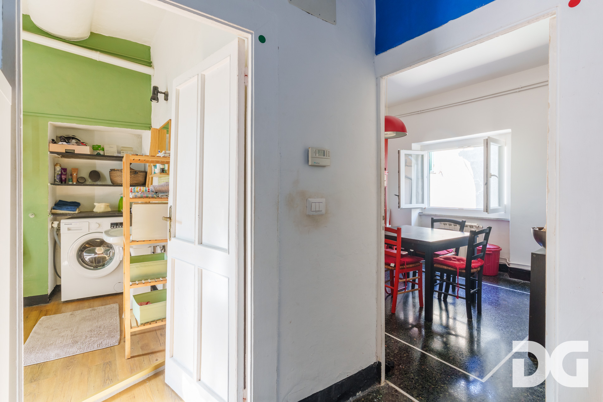 Immobiliare Del Guasta CENTRO STORICO – VICO CASANA LUMINOSI MQ. 68 CON TERRAZZINO