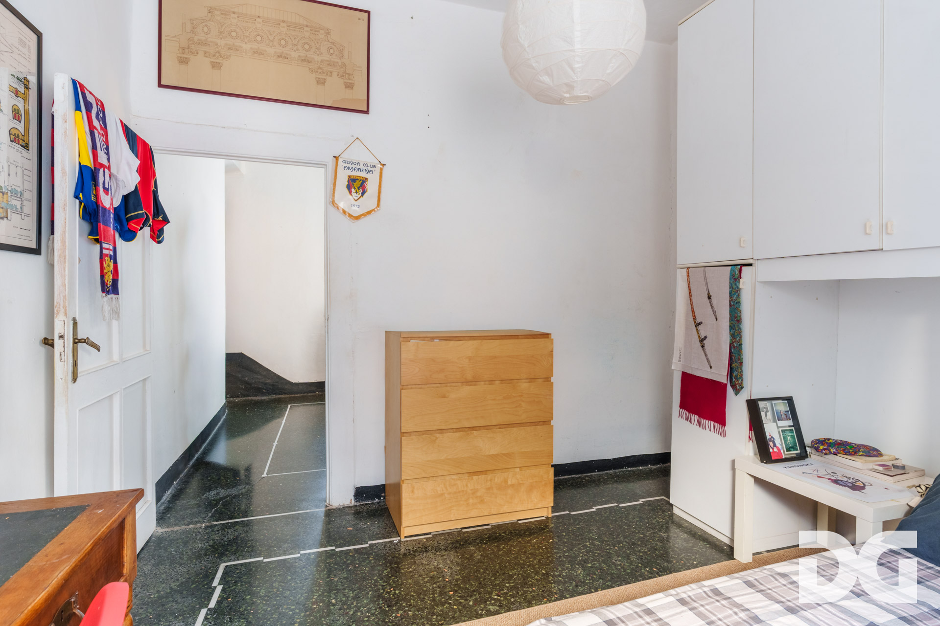 Immobiliare Del Guasta CENTRO STORICO – VICO CASANA LUMINOSI MQ. 68 CON TERRAZZINO