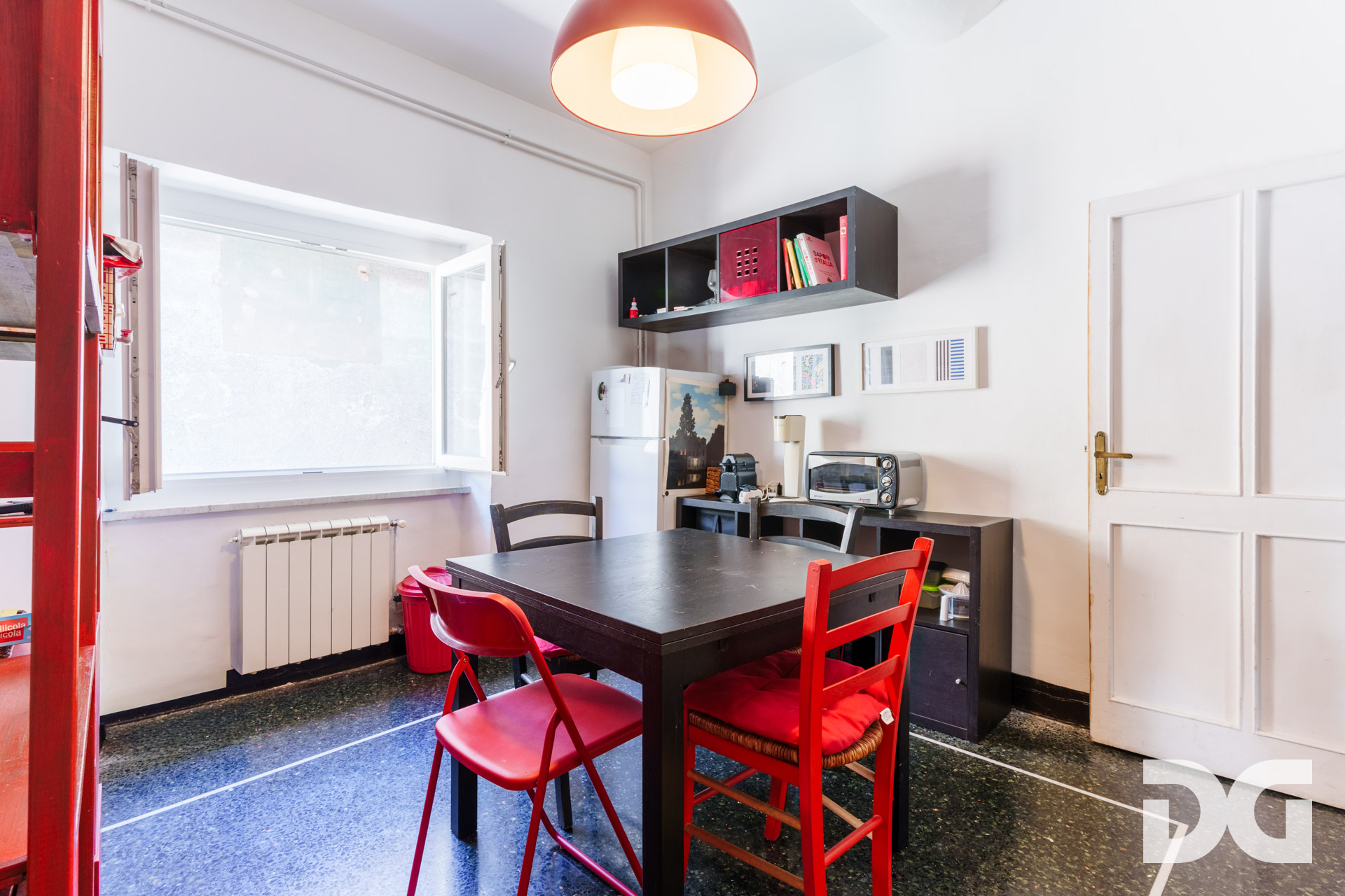 Immobiliare Del Guasta CENTRO STORICO – VICO CASANA LUMINOSI MQ. 68 CON TERRAZZINO