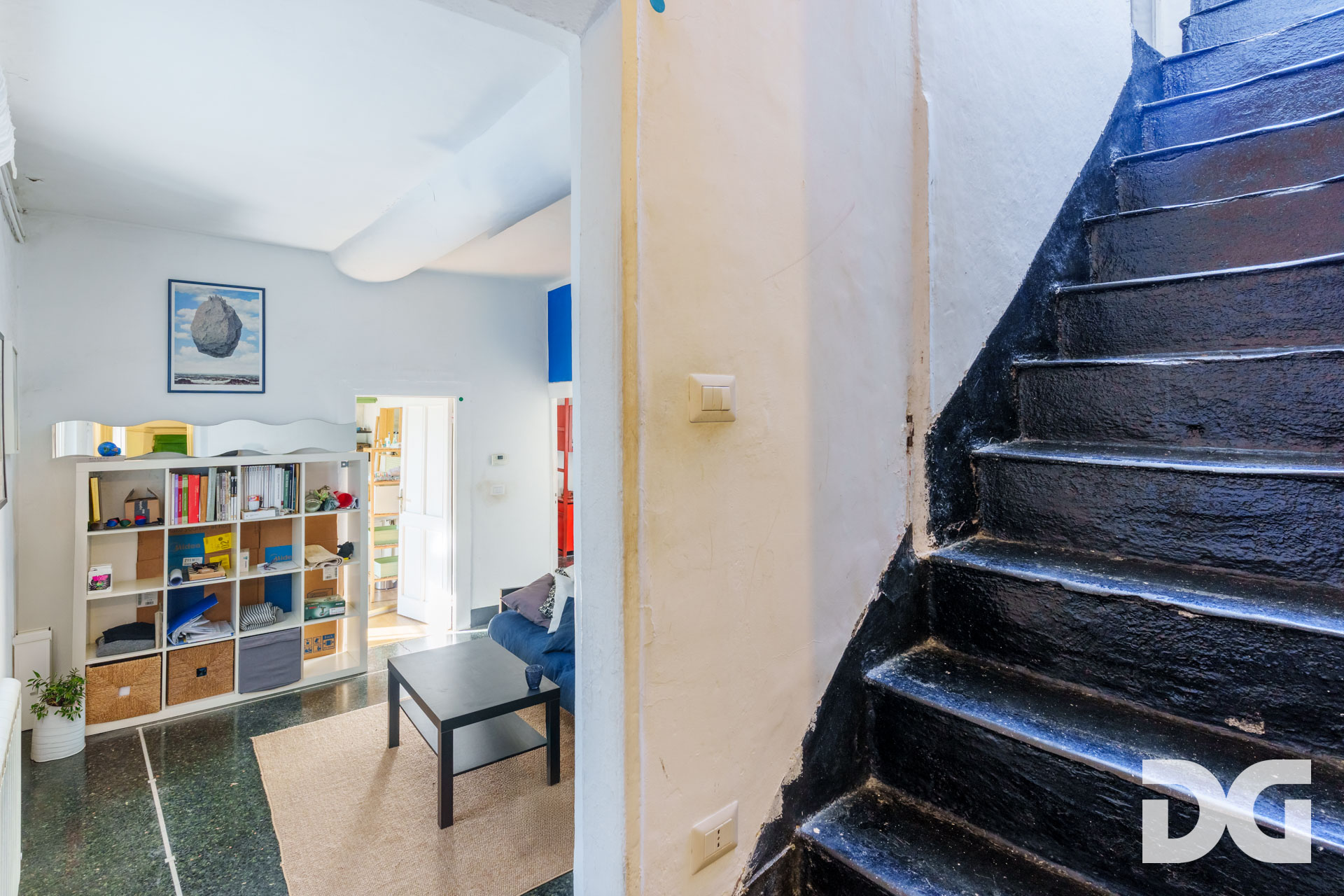 Immobiliare Del Guasta CENTRO STORICO – VICO CASANA LUMINOSI MQ. 68 CON TERRAZZINO