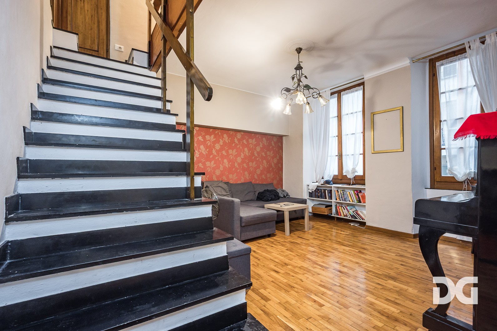 Immobiliare Del Guasta VIA S. LORENZO – CARATTERISTICI MQ. 106 
