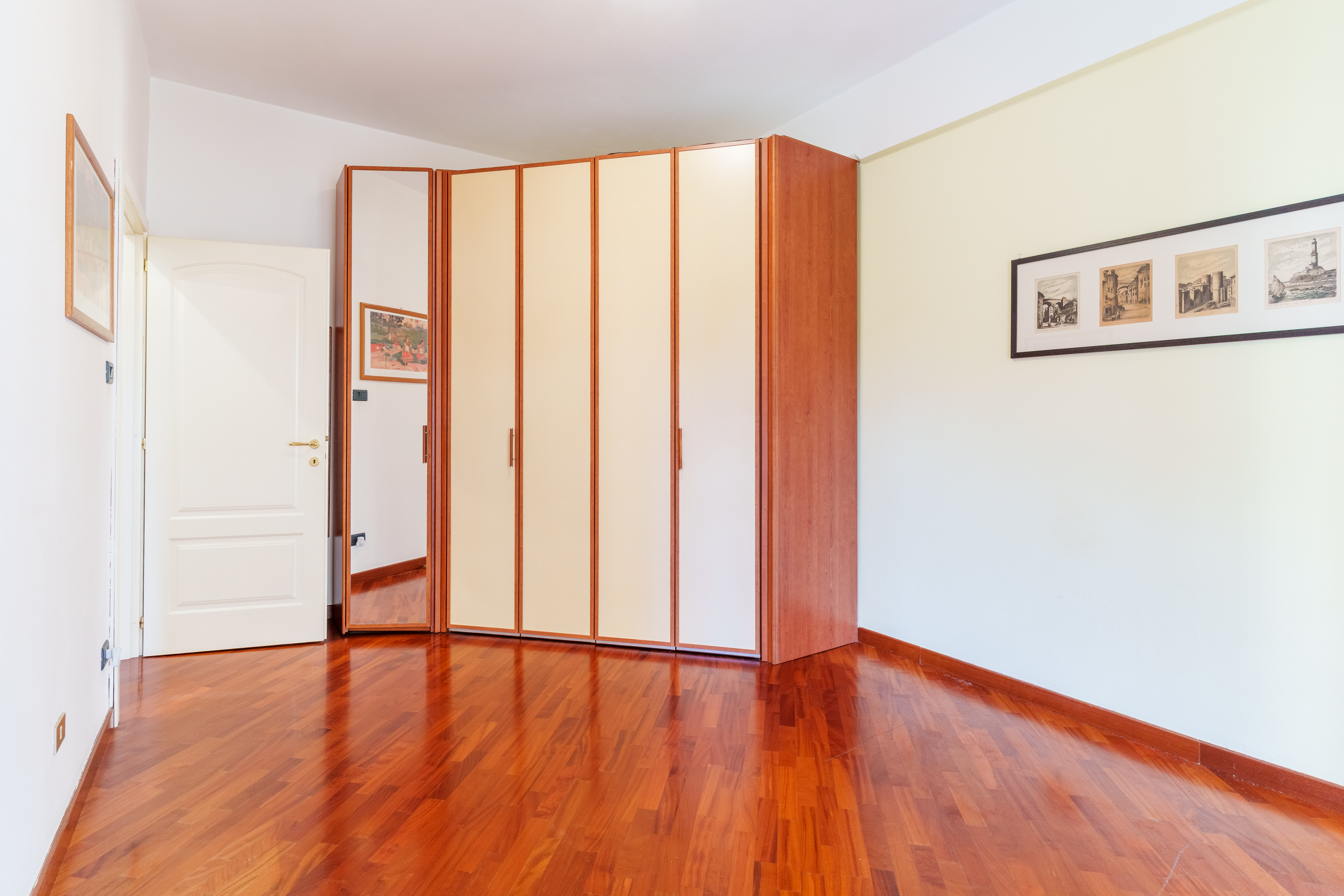 Immobiliare Del Guasta SAN FRUTTUOSO – VIA MANUZIO LUMINOSI MQ. 70 CON BALCONE