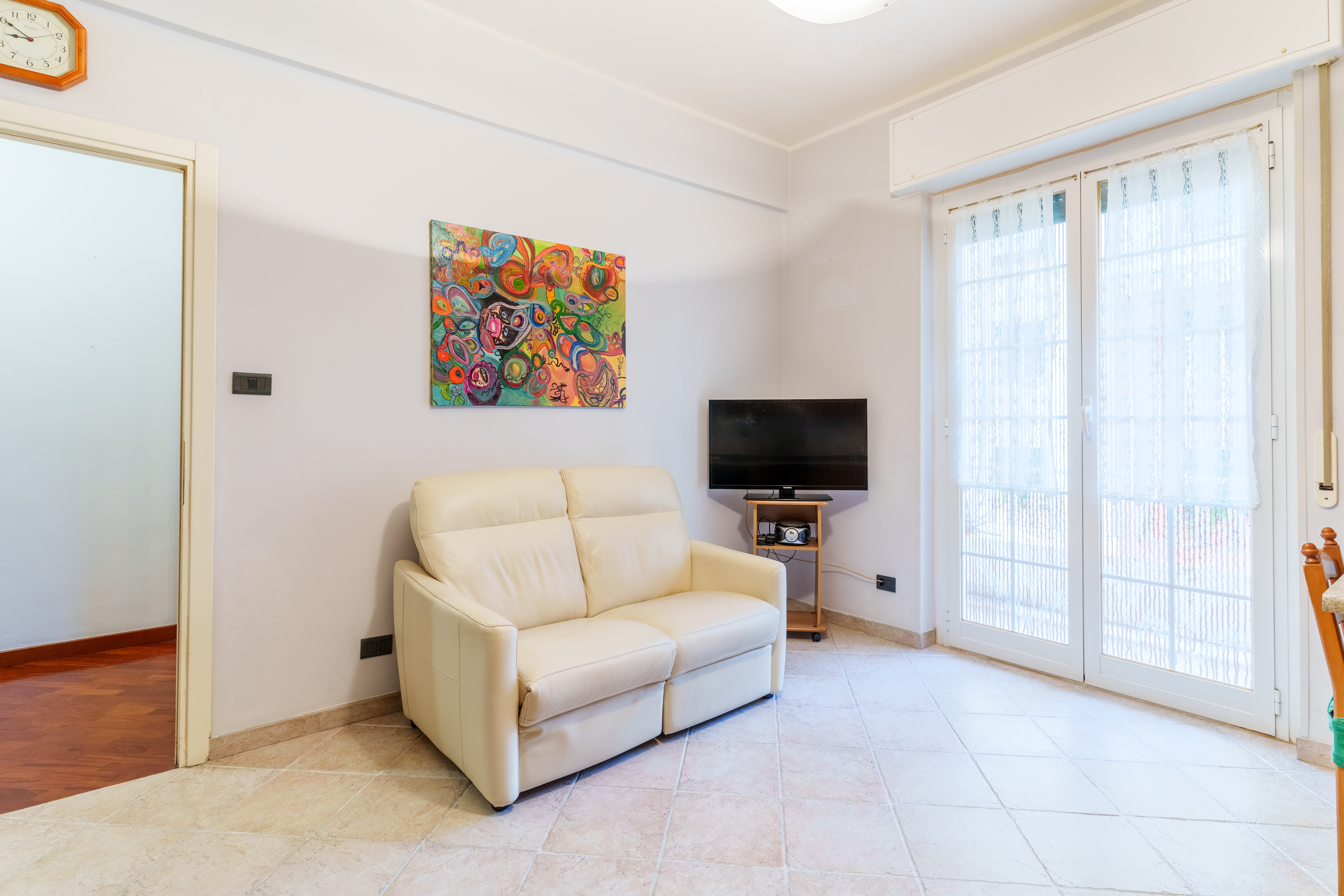 Immobiliare Del Guasta SAN FRUTTUOSO – VIA MANUZIO LUMINOSI MQ. 70 CON BALCONE