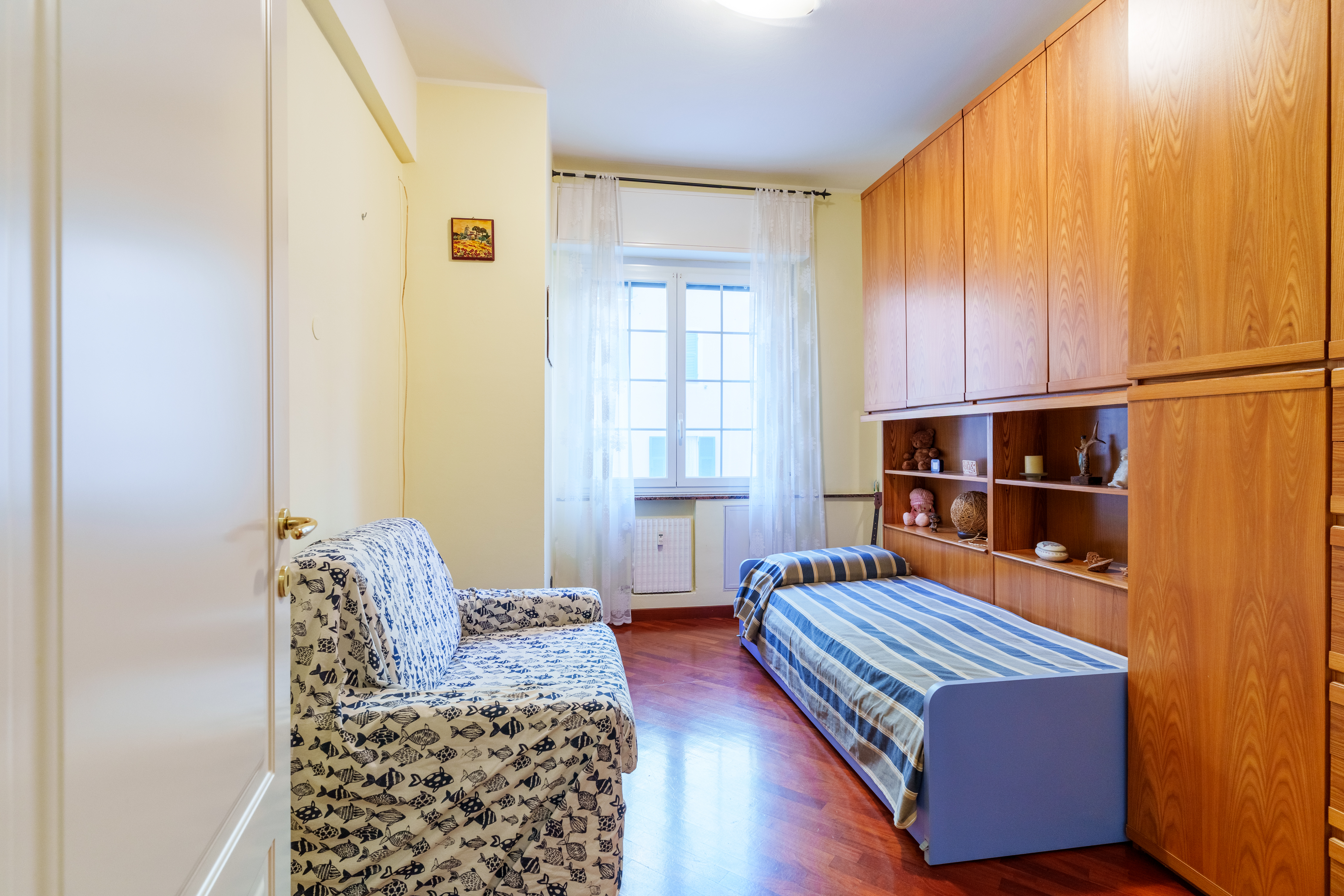Immobiliare Del Guasta SAN FRUTTUOSO – VIA MANUZIO LUMINOSI MQ. 70 CON BALCONE