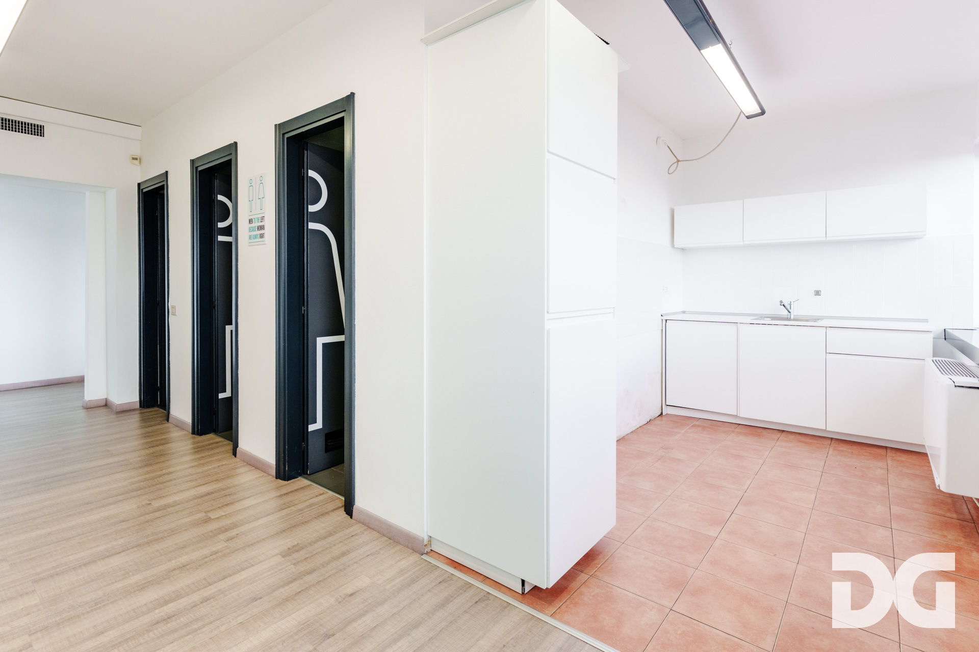 Immobiliare Del Guasta CORTE LAMBRUSCHINI UFFICIO PANORAMICISSIMO MQ 180 CON 4 POSTI AUTI